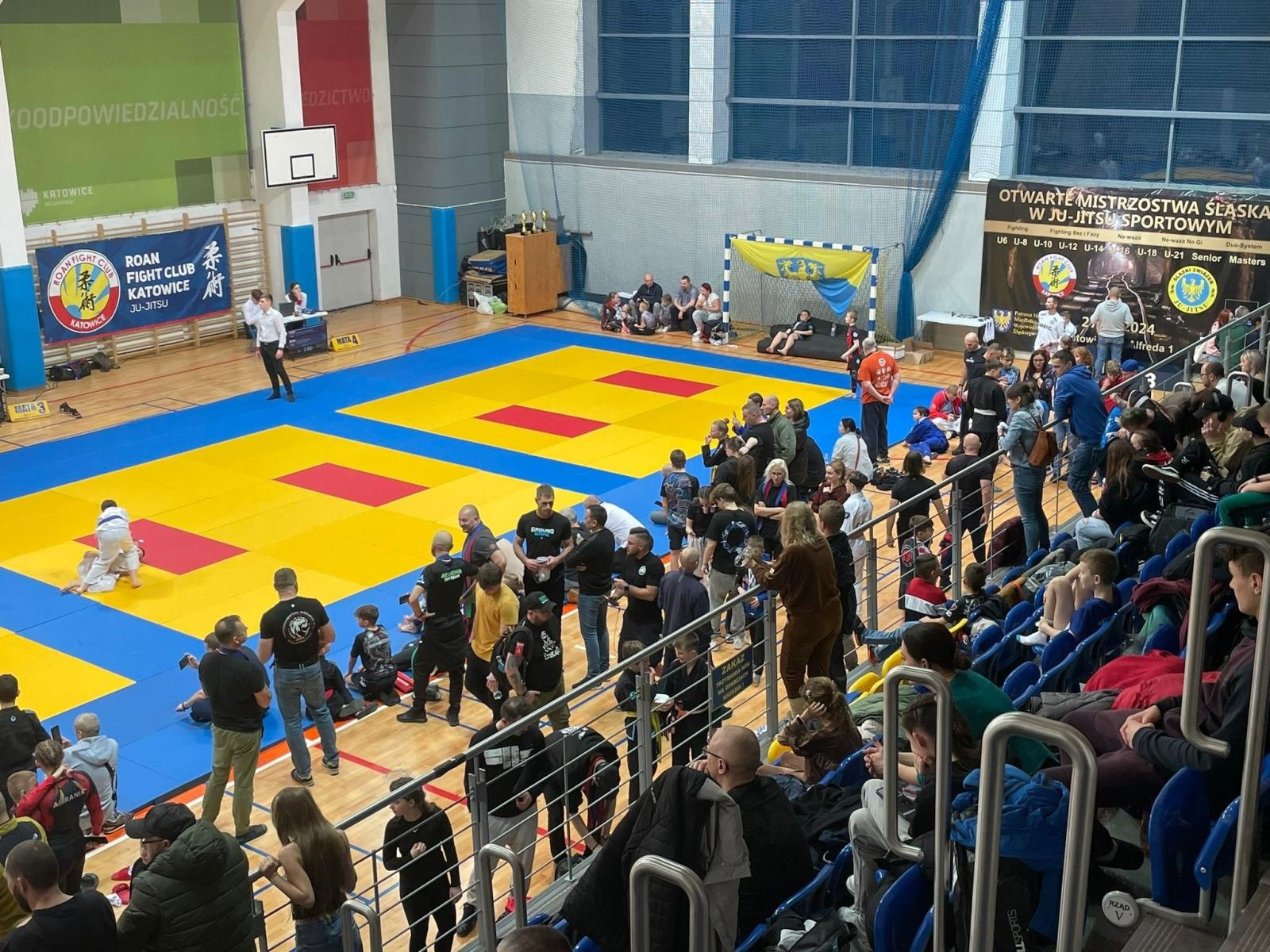 Zdjęcie w galerii na portalu naszraciborz.pl: Raciborzanie z medalami na Otwartych Mistrzostwach Śląska w Ju Jitsu wiadomości z regionu