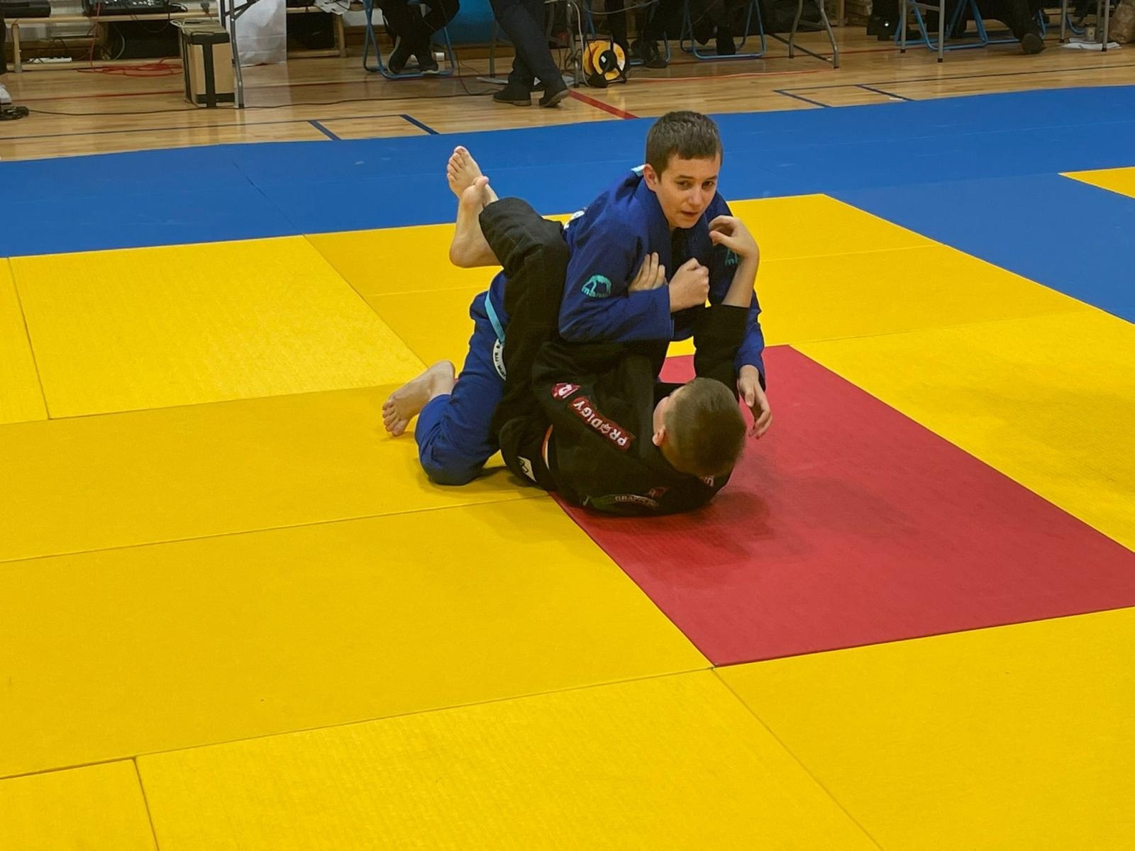 Zdjęcie w galerii na portalu naszraciborz.pl: Raciborzanie z medalami na Otwartych Mistrzostwach Śląska w Ju Jitsu wiadomości z regionu