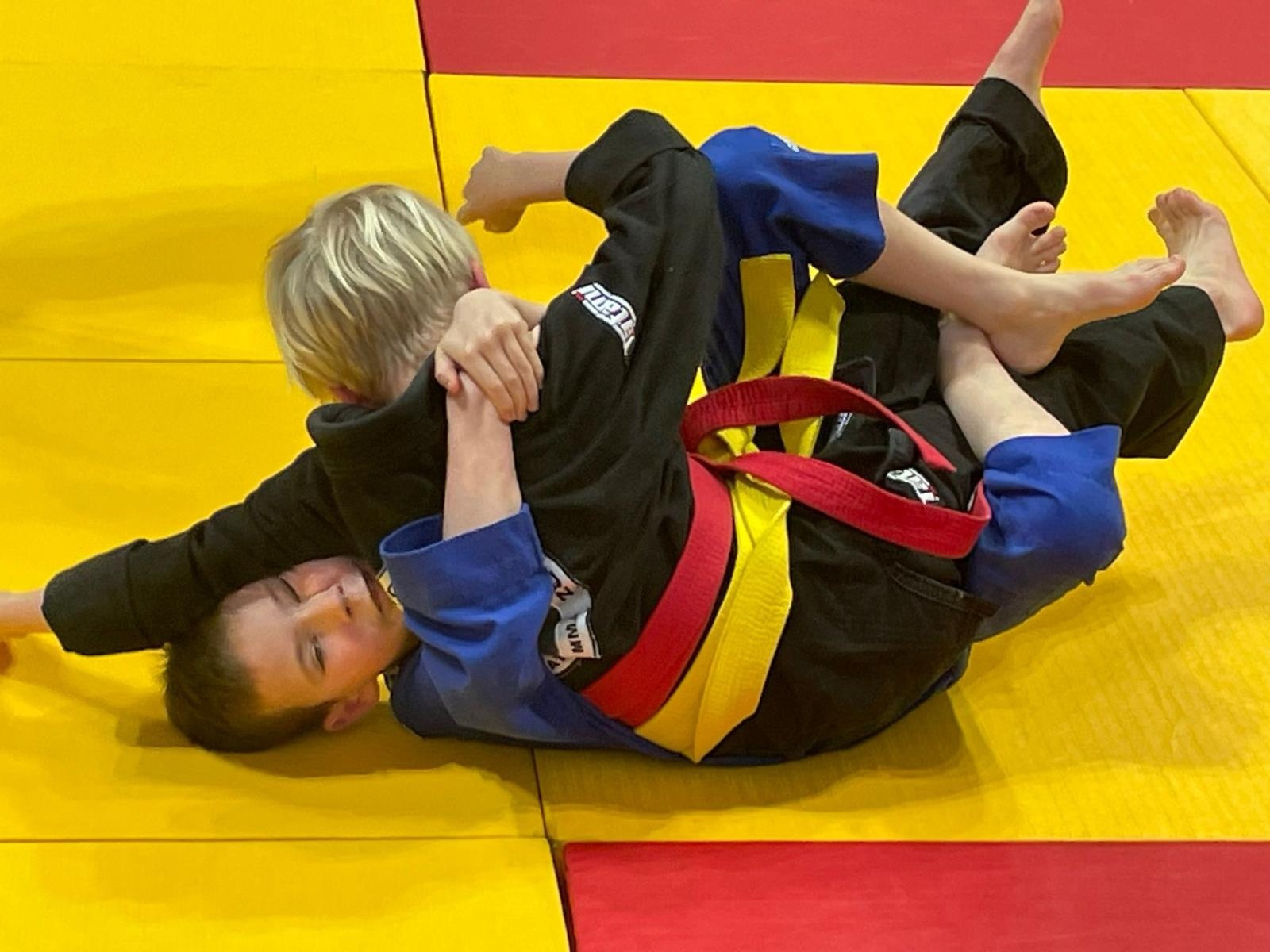 Zdjęcie w galerii na portalu naszraciborz.pl: Raciborzanie z medalami na Otwartych Mistrzostwach Śląska w Ju Jitsu wiadomości z regionu