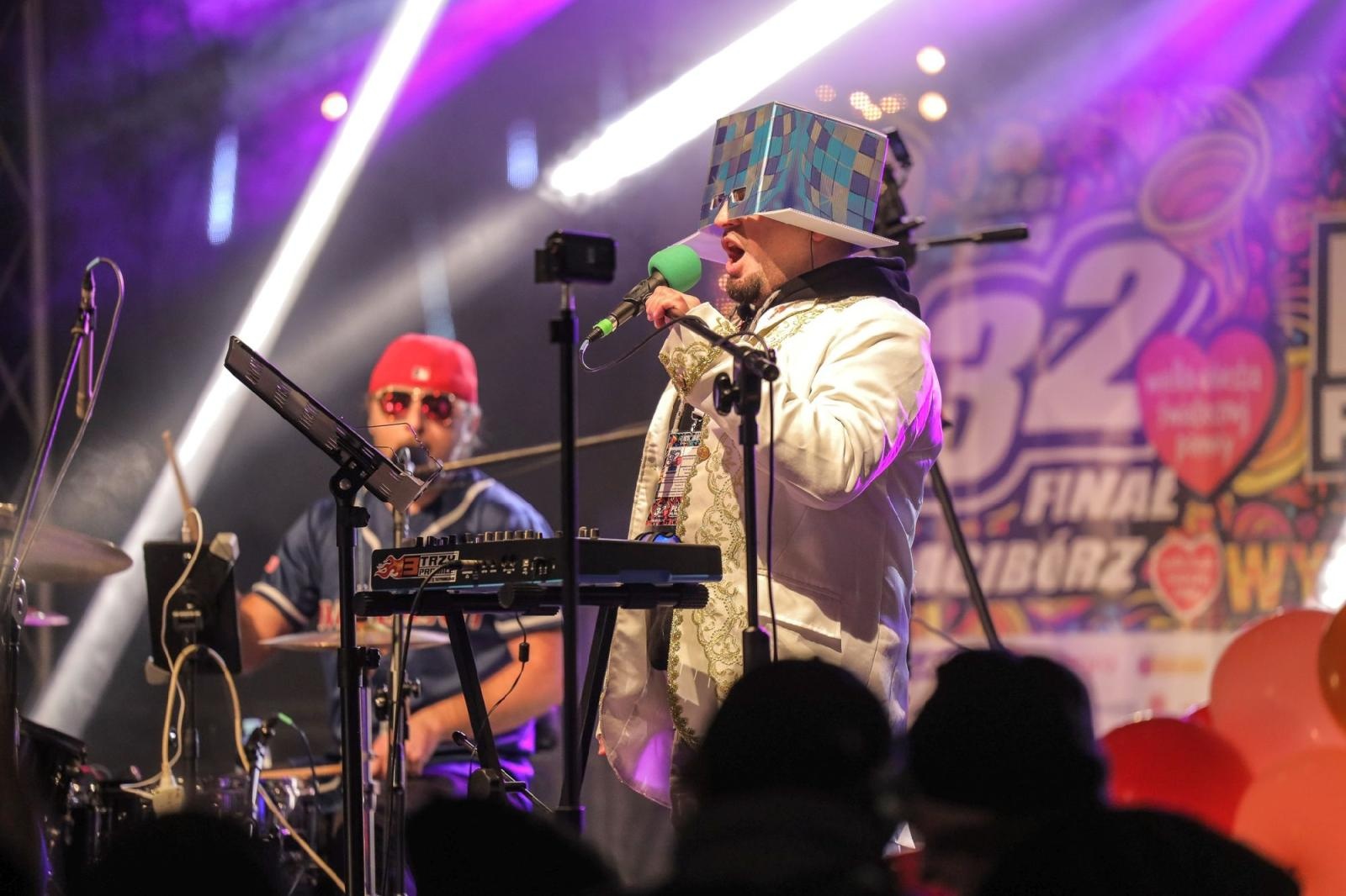 Zdjęcie w galerii na portalu naszraciborz.pl: Ależ to był 32. finał WOŚP w Raciborzu. Podsumowanie wiadomości z regionu