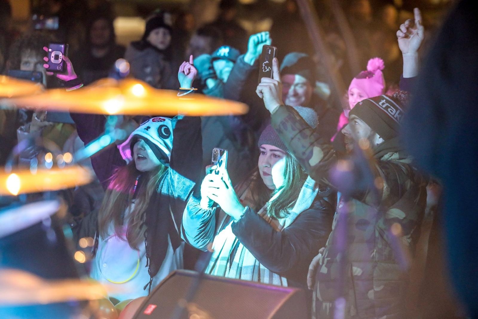 Zdjęcie w galerii na portalu naszraciborz.pl: Ależ to był 32. finał WOŚP w Raciborzu. Podsumowanie wiadomości z regionu