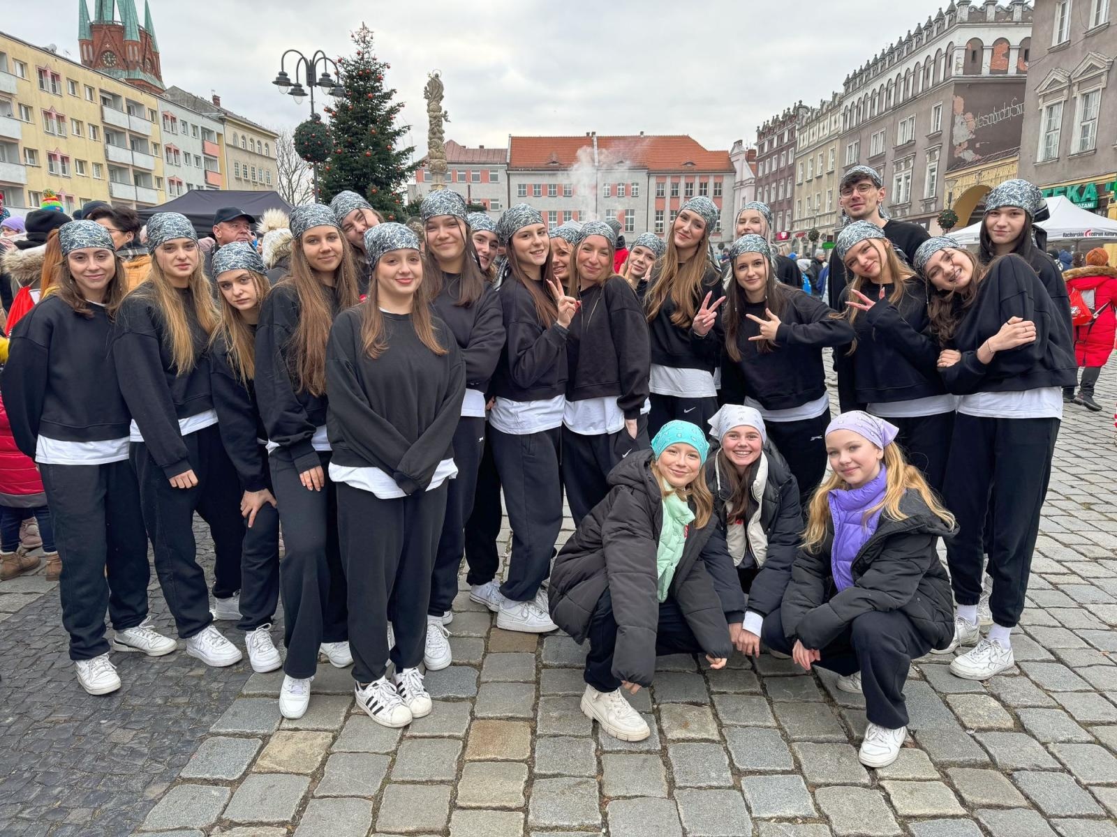 Zdjęcie w galerii na portalu naszraciborz.pl: Ależ to był 32. finał WOŚP w Raciborzu. Podsumowanie wiadomości z regionu