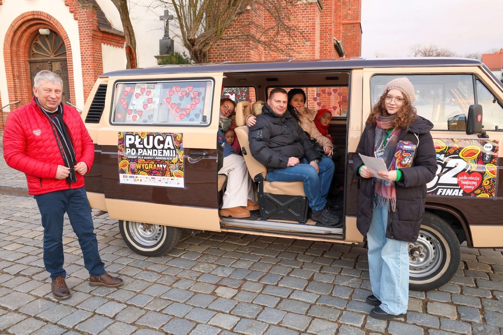 Zdjęcie w galerii na portalu naszraciborz.pl: Ależ to był 32. finał WOŚP w Raciborzu. Podsumowanie wiadomości z regionu