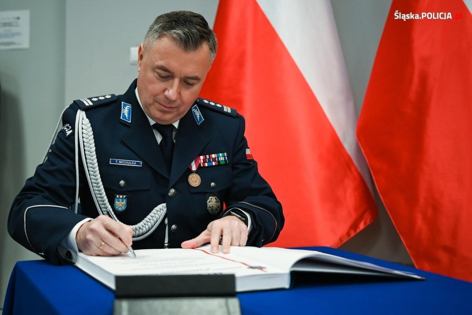 Zdjęcie w galerii na portalu naszraciborz.pl: Śląska policja ma nowego szefa. Przyszedł z Radomia wiadomości z regionu