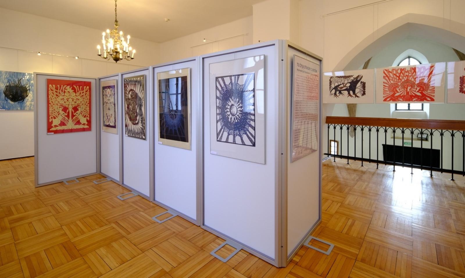 Zdjęcie w galerii na portalu naszraciborz.pl: Tu żyją stwory z mitów... Nowa wystawa w Muzeum wiadomości z regionu