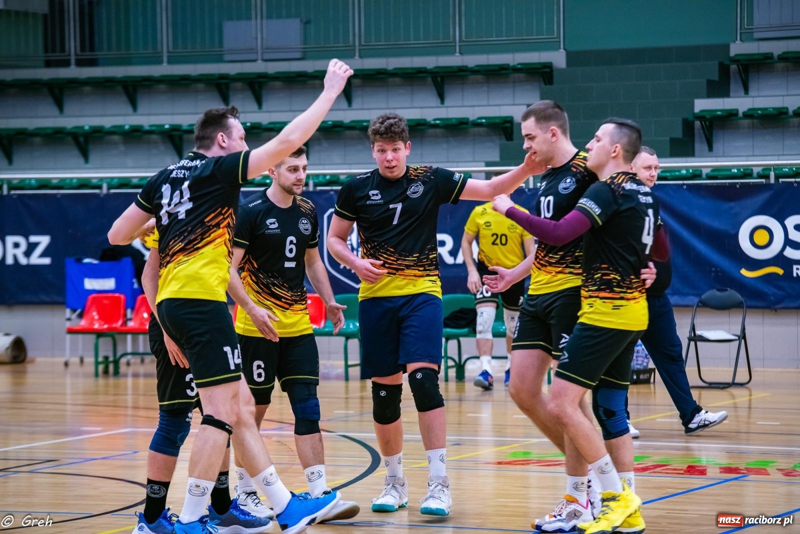 Zdjęcie w galerii na portalu naszraciborz.pl: Talent Cieszyn za silny dla siatkarzy z Raciborza [FOTO i WIDEO] wiadomości z regionu