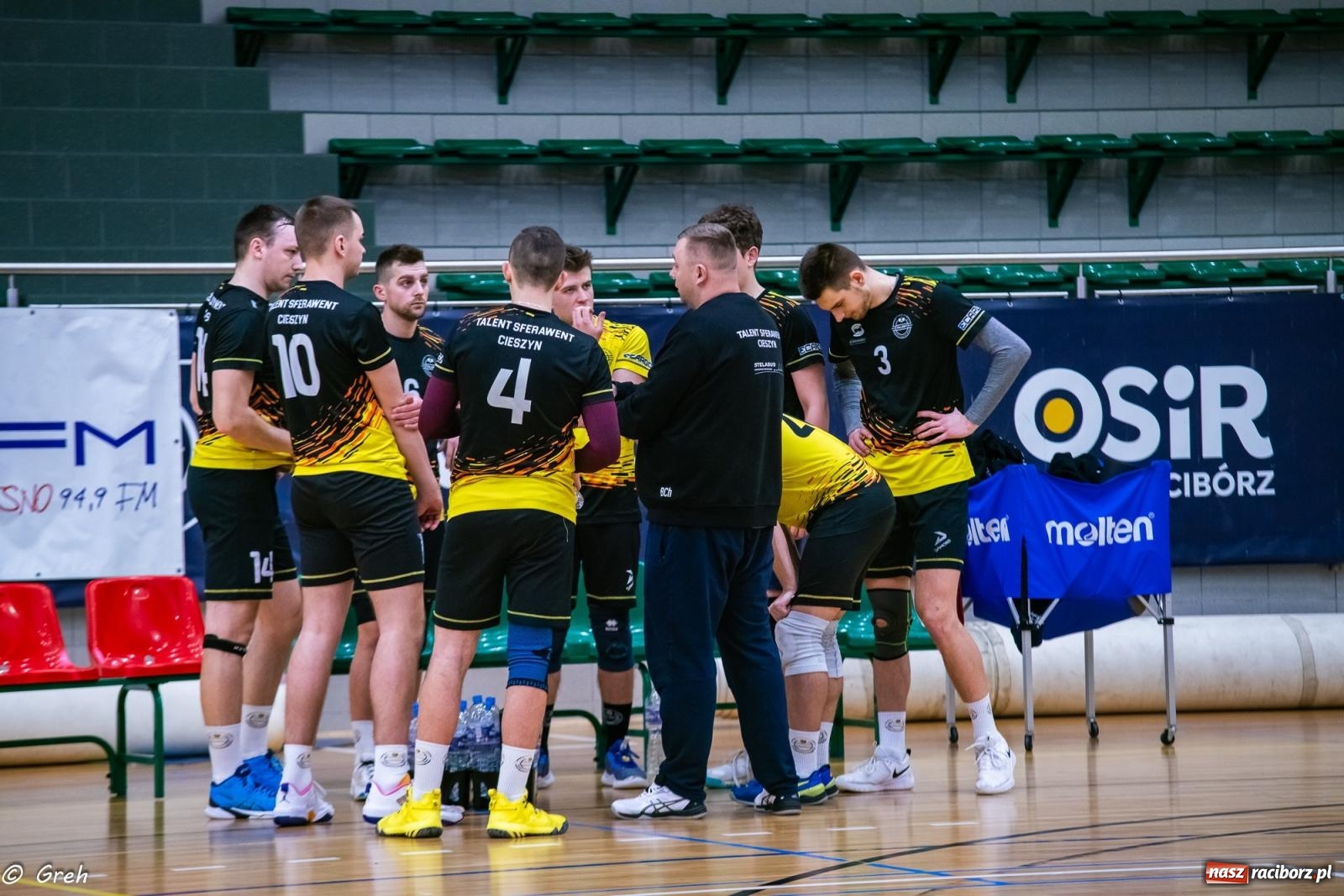 Zdjęcie w galerii na portalu naszraciborz.pl: Talent Cieszyn za silny dla siatkarzy z Raciborza [FOTO i WIDEO] wiadomości z regionu