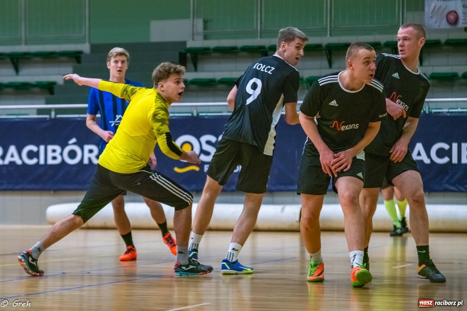 Zdjęcie w galerii na portalu naszraciborz.pl: Emocjonujący pojedynek Brexit Football i Startu Pietrowice Wielkie [FOTO] wiadomości z regionu