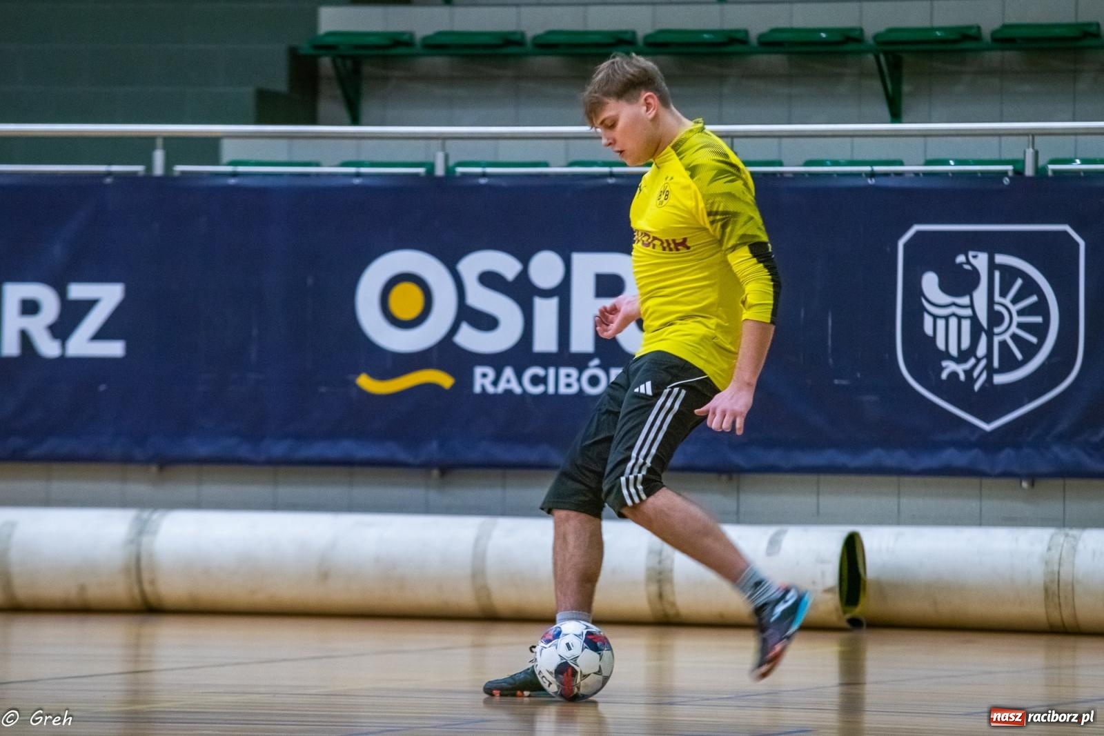 Zdjęcie w galerii na portalu naszraciborz.pl: Emocjonujący pojedynek Brexit Football i Startu Pietrowice Wielkie [FOTO] wiadomości z regionu