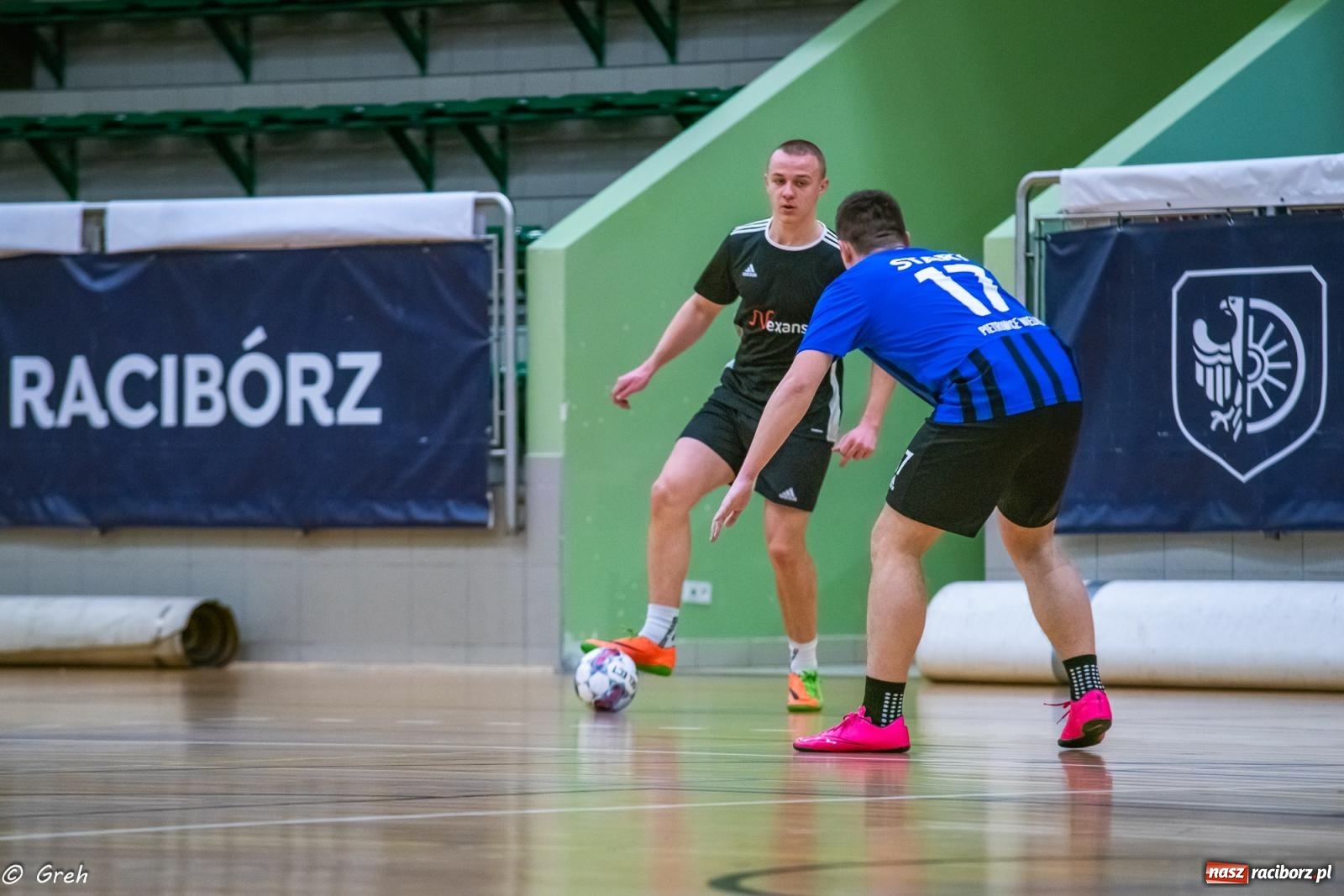 Zdjęcie w galerii na portalu naszraciborz.pl: Emocjonujący pojedynek Brexit Football i Startu Pietrowice Wielkie [FOTO] wiadomości z regionu