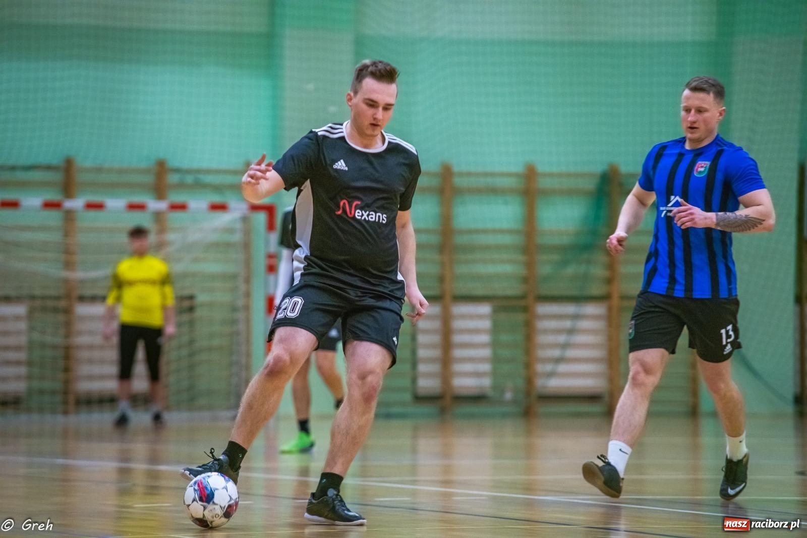Zdjęcie w galerii na portalu naszraciborz.pl: Emocjonujący pojedynek Brexit Football i Startu Pietrowice Wielkie [FOTO] wiadomości z regionu