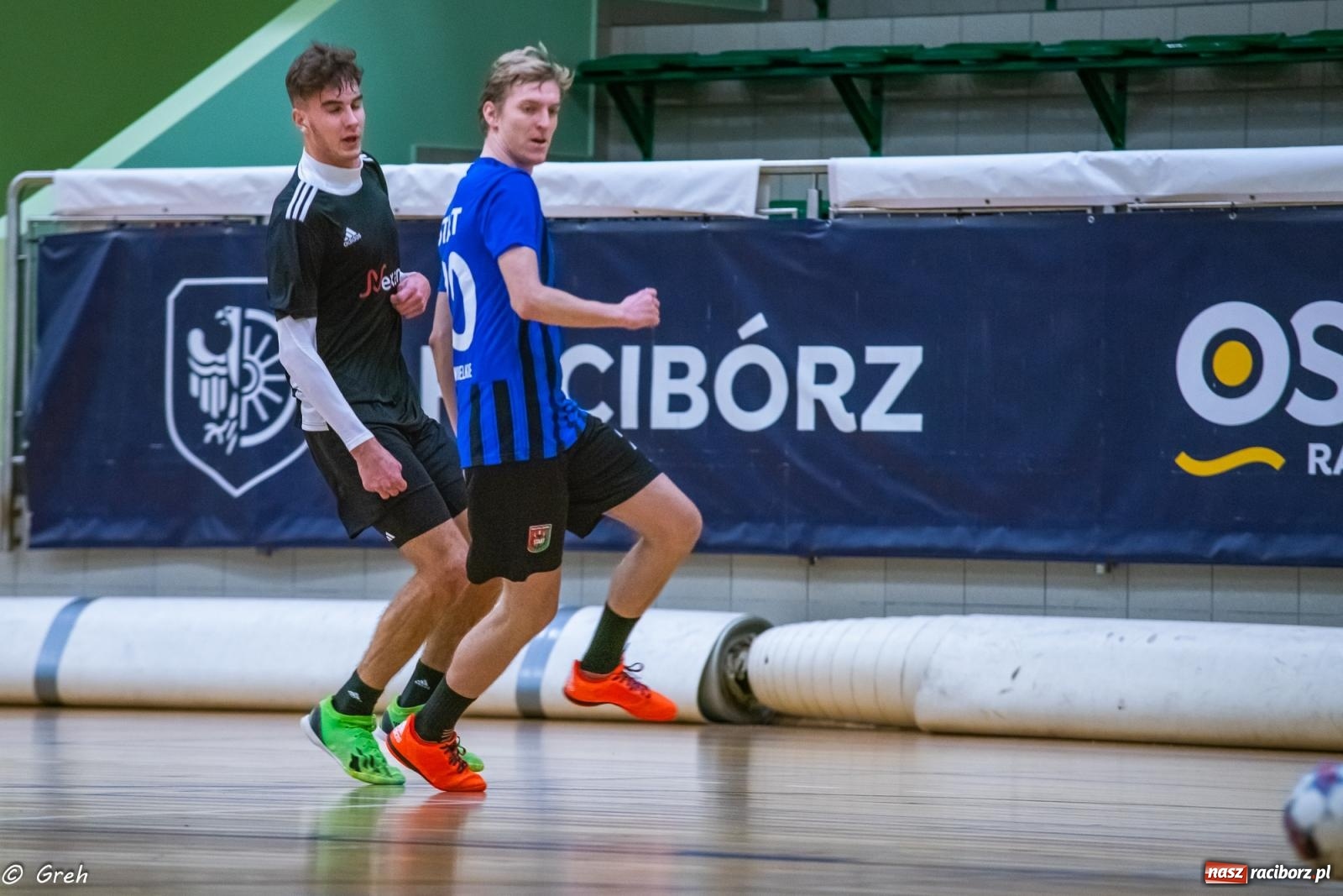 Zdjęcie w galerii na portalu naszraciborz.pl: Emocjonujący pojedynek Brexit Football i Startu Pietrowice Wielkie [FOTO] wiadomości z regionu