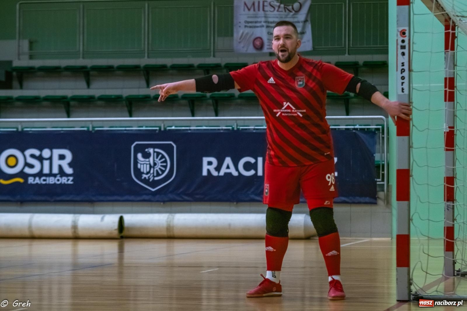 Zdjęcie w galerii na portalu naszraciborz.pl: Emocjonujący pojedynek Brexit Football i Startu Pietrowice Wielkie [FOTO] wiadomości z regionu