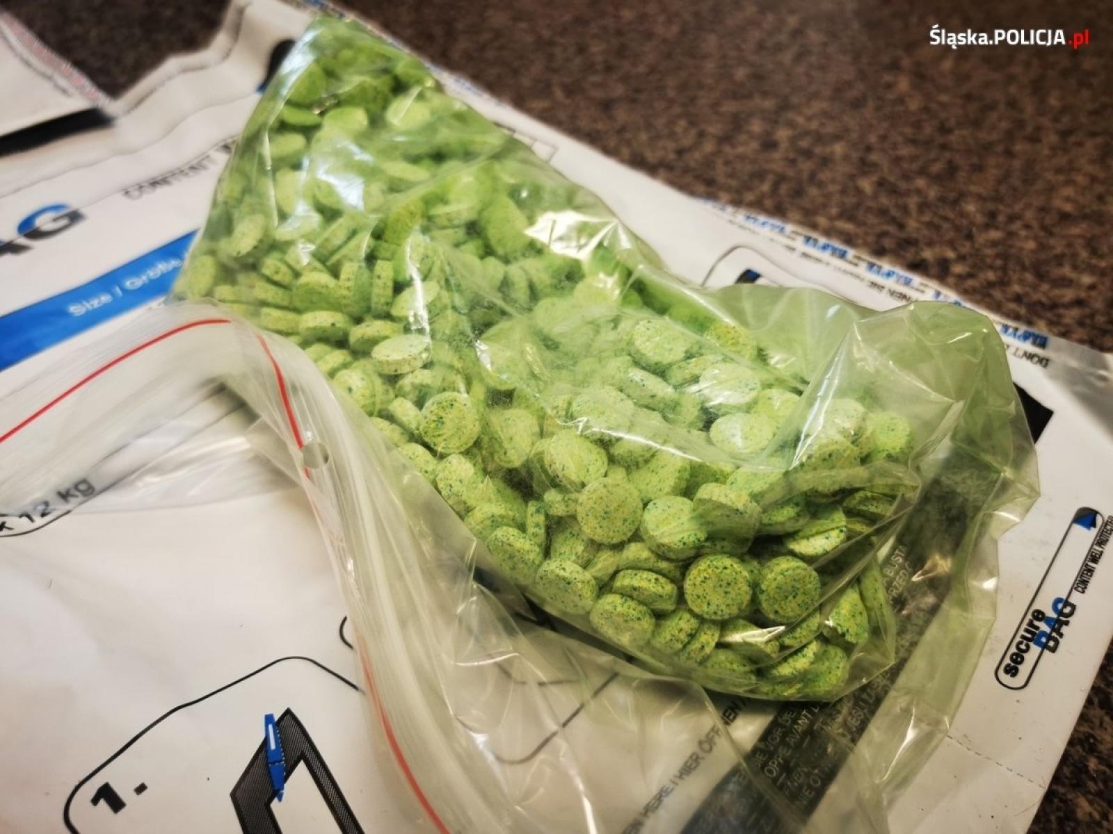 Zdjęcie w galerii na portalu naszraciborz.pl: Policja uderzyła w gang narkotykowy pseudokibiców wiadomości z regionu