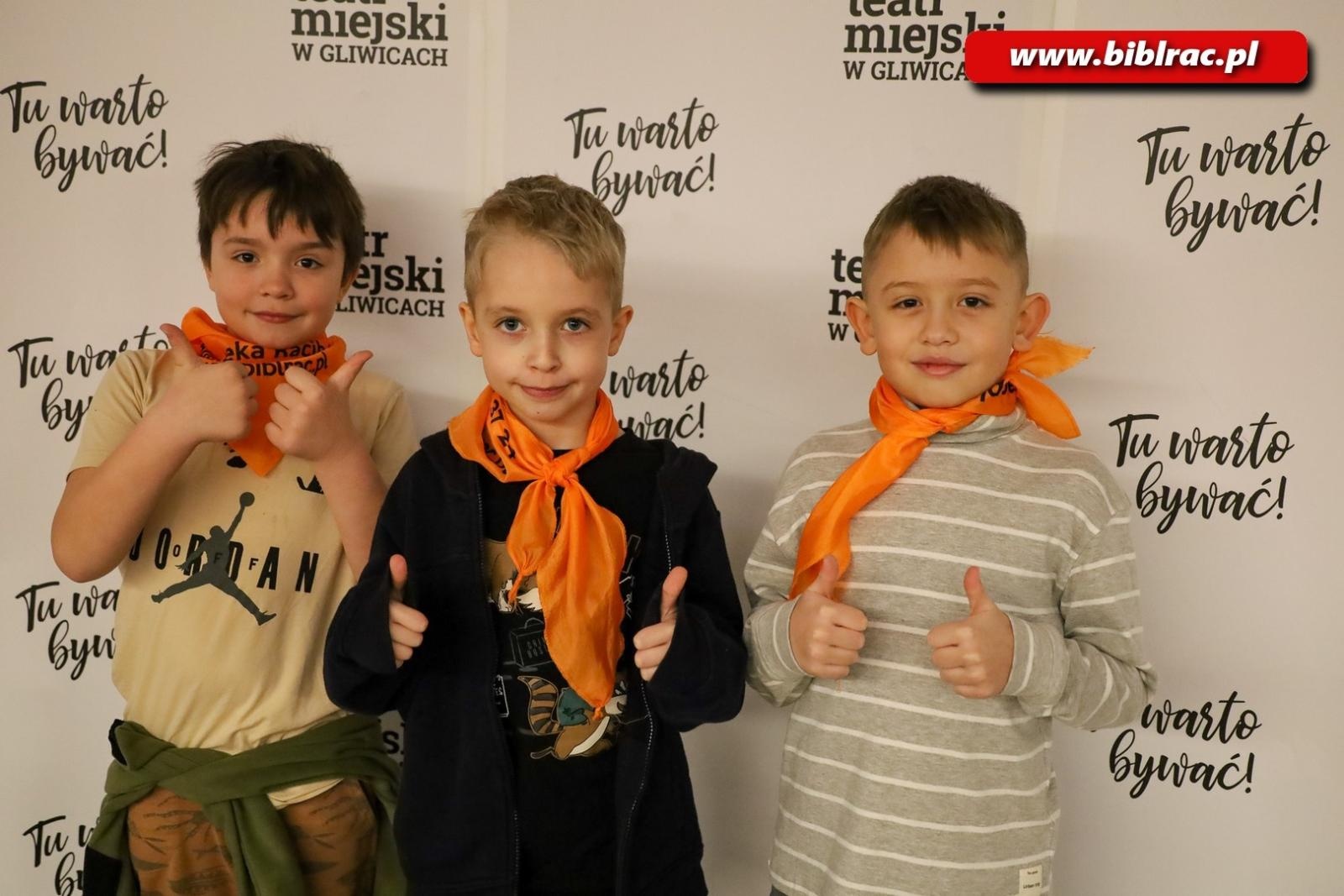 Zdjęcie w galerii na portalu naszraciborz.pl: Krowy nie mogą grać w teatrze! Relacja z wycieczki raciborskiej biblioteki wiadomości z regionu