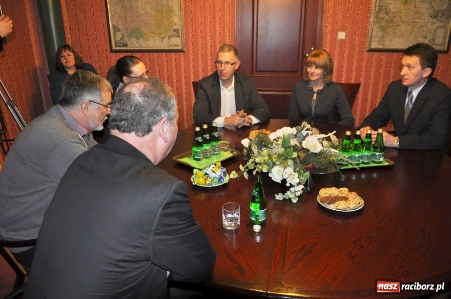 Zdjęcie w galerii na portalu naszraciborz.pl: Odjechali z raciborskim piwem... wiadomości z regionu