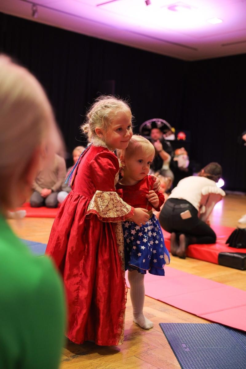 Zdjęcie w galerii na portalu naszraciborz.pl: Maluchy w krainie dźwięku - instrument niespodzianka [zapowiedź] wiadomości z regionu