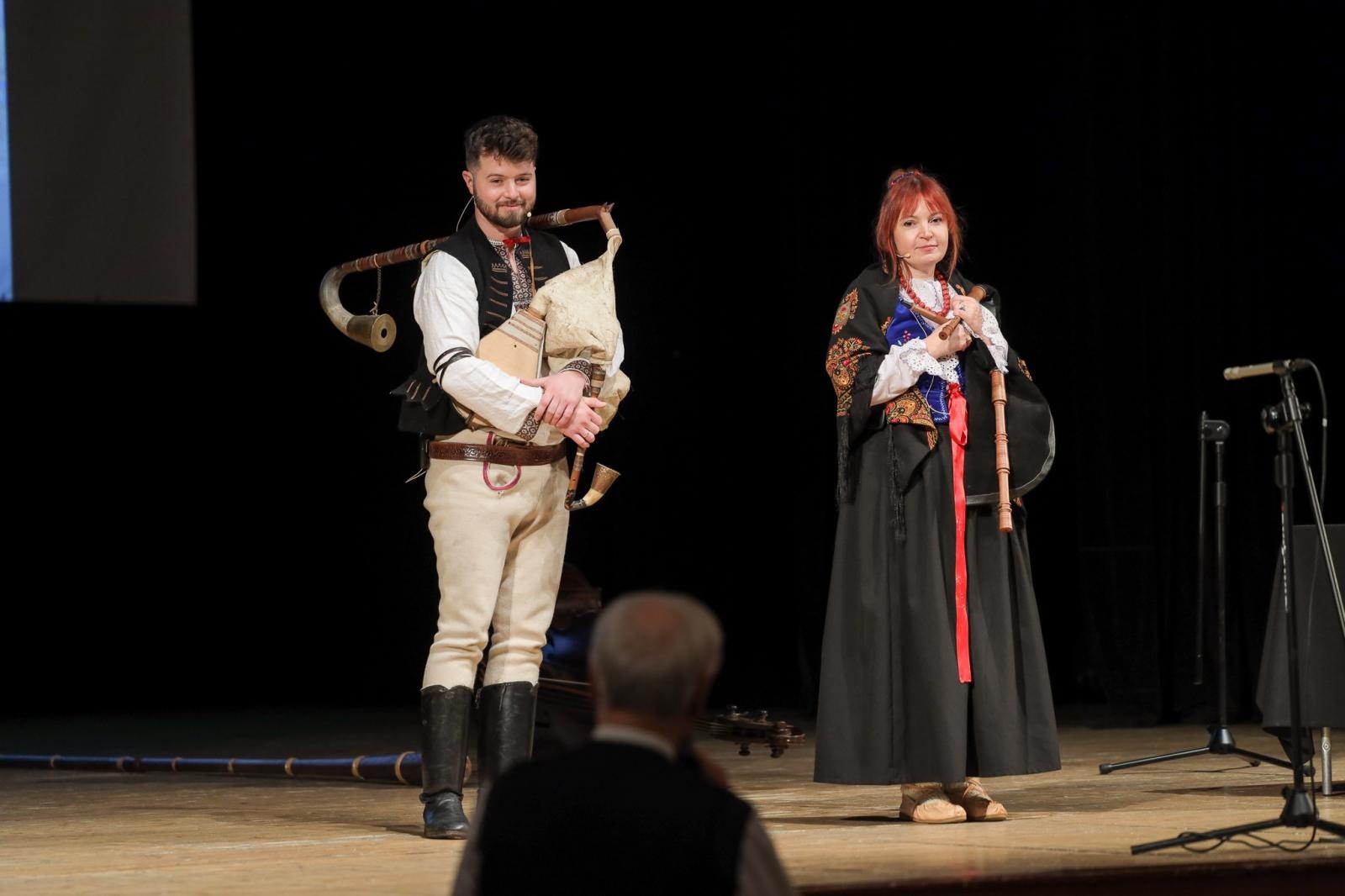 Zdjęcie w galerii na portalu naszraciborz.pl: Koncerty umuzykalniające na ludową nutę wiadomości z regionu