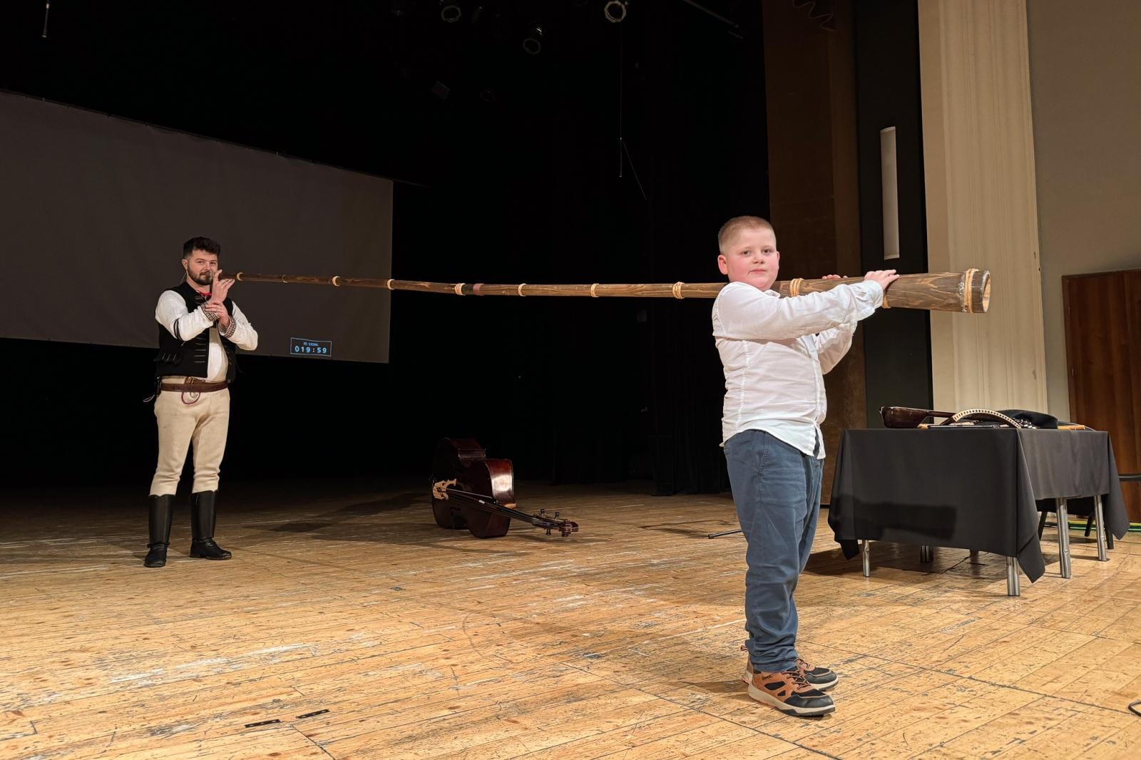 Zdjęcie w galerii na portalu naszraciborz.pl: Koncerty umuzykalniające na ludową nutę wiadomości z regionu