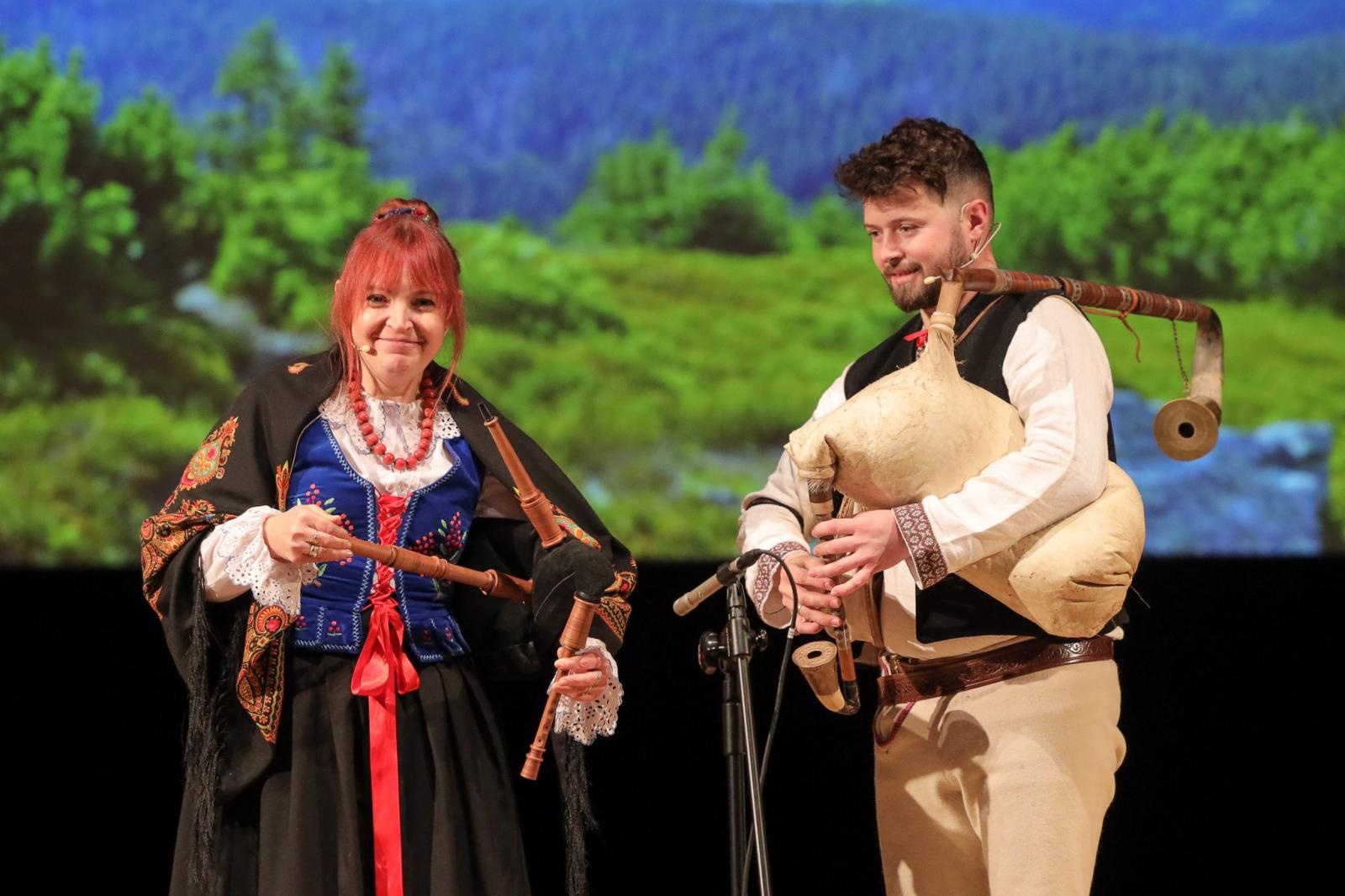 Zdjęcie w galerii na portalu naszraciborz.pl: Koncerty umuzykalniające na ludową nutę wiadomości z regionu