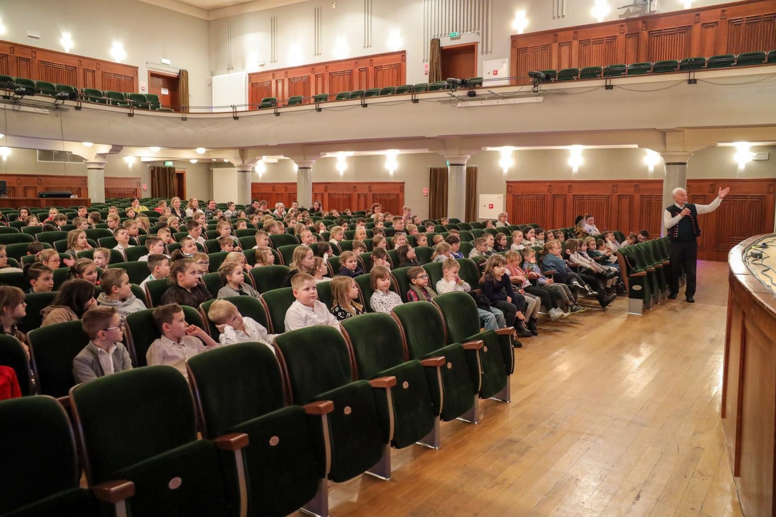 Zdjęcie w galerii na portalu naszraciborz.pl: Koncerty umuzykalniające na ludową nutę wiadomości z regionu