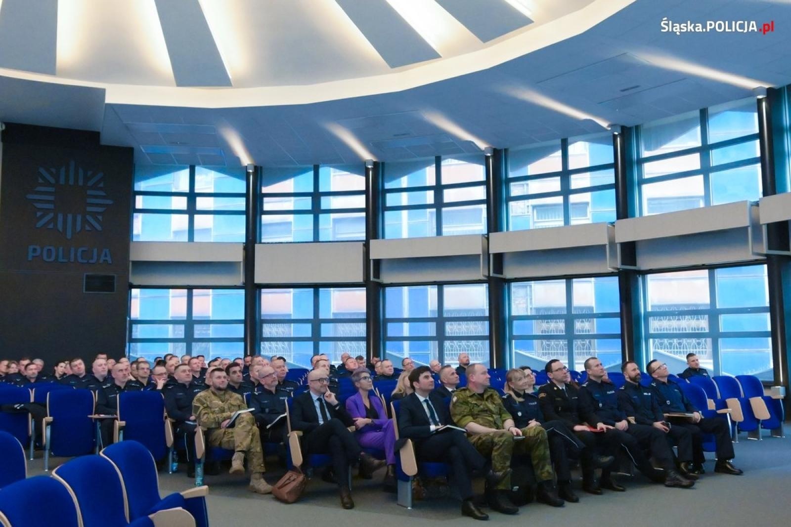 Zdjęcie w galerii na portalu naszraciborz.pl: Mniej postępowań, lepsza wykrywalność wiadomości z regionu