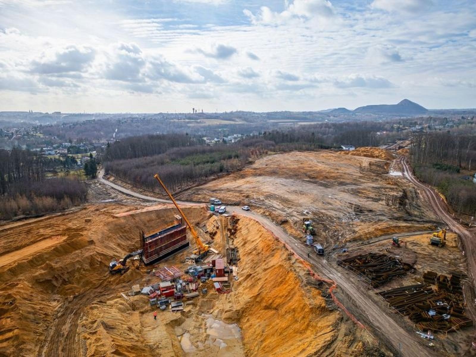 Zdjęcie w galerii na portalu naszraciborz.pl: Rybnik w szybkim tempie buduje swój odcinek drogi Racibórz-Pszczyna [FOTO] wiadomości z regionu