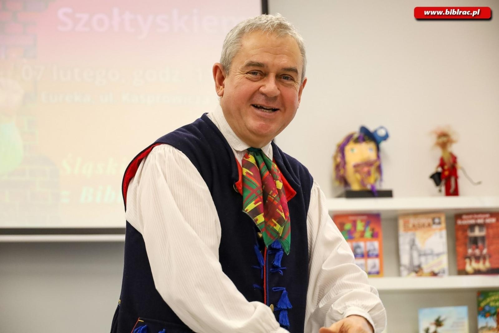 Zdjęcie w galerii na portalu naszraciborz.pl: Kliklaki i bączek. Śląskie zabawy z Markiem Szołtyskiem wiadomości z regionu