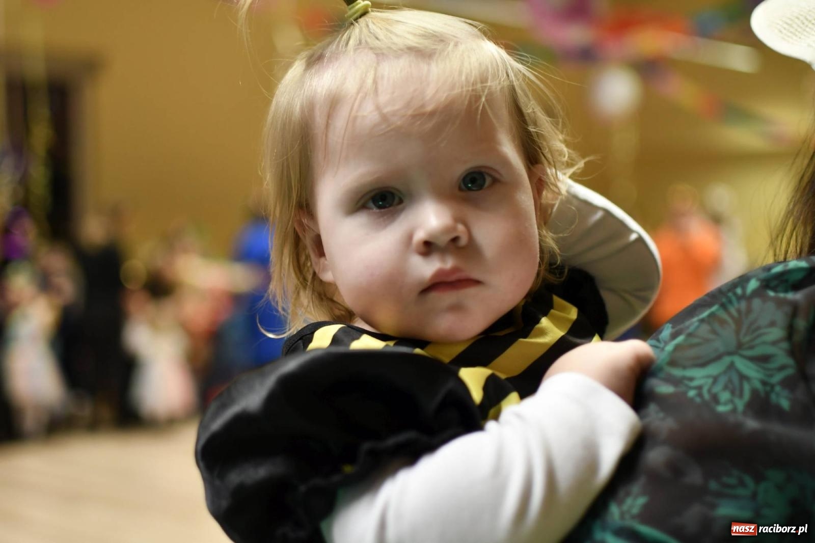 Zdjęcie w galerii na portalu naszraciborz.pl: Ponad sto bajkowych i filmowych postaci na balu karnawałowym w Pietrowicach Wielkich wiadomości z regionu