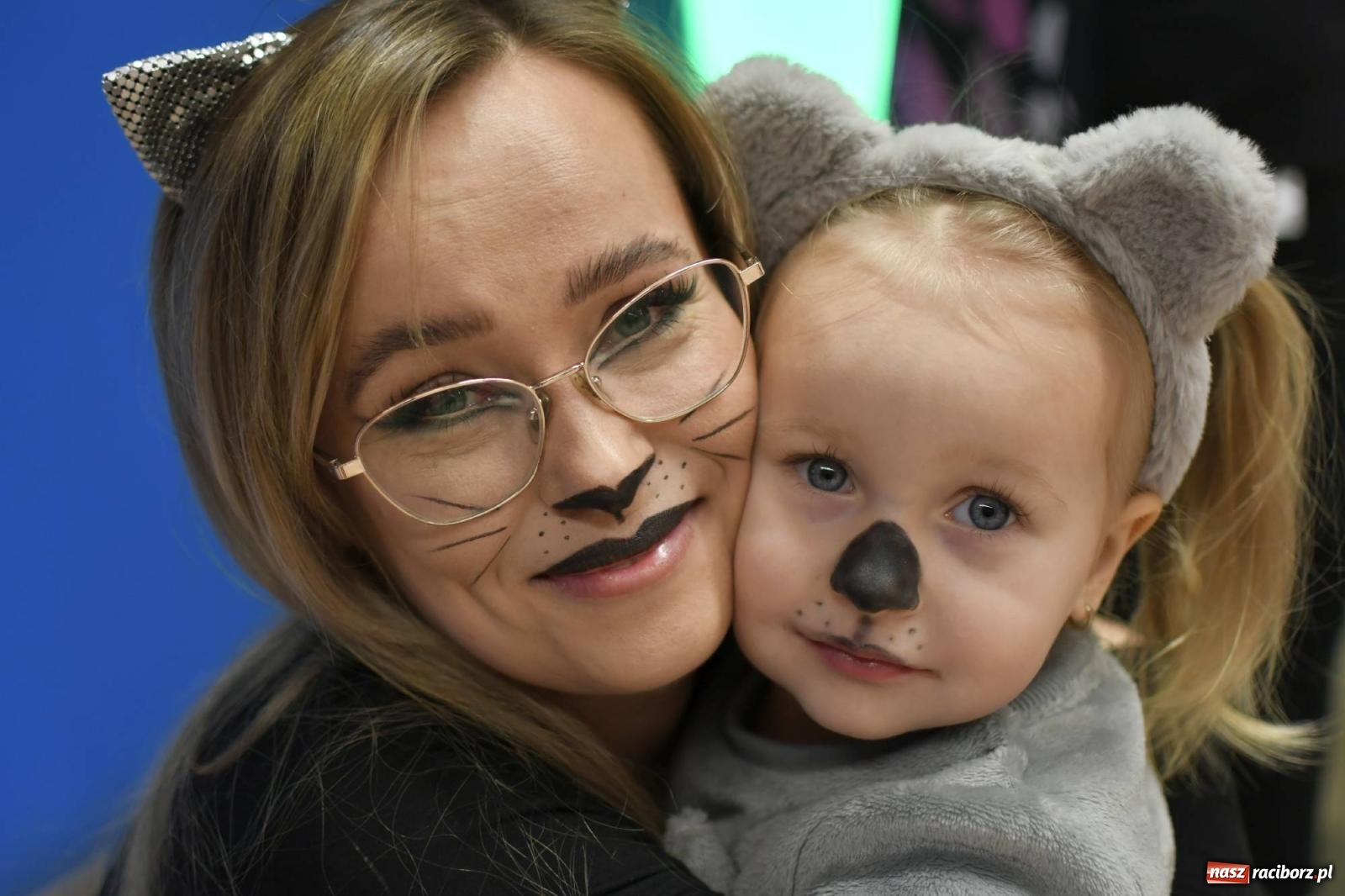 Zdjęcie w galerii na portalu naszraciborz.pl: Ponad sto bajkowych i filmowych postaci na balu karnawałowym w Pietrowicach Wielkich wiadomości z regionu