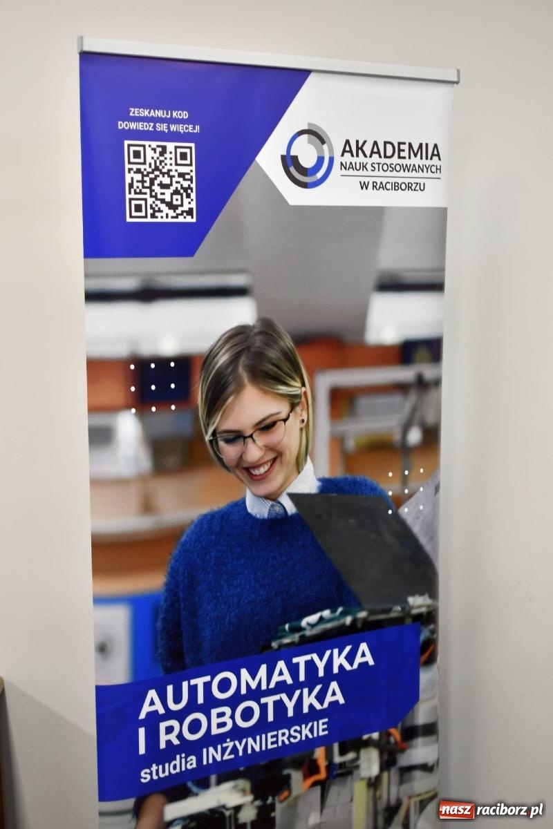 Zdjęcie w galerii na portalu naszraciborz.pl: Raciborska uczelnia wręczyła swoje prestiżowe wyróżnienia wiadomości z regionu