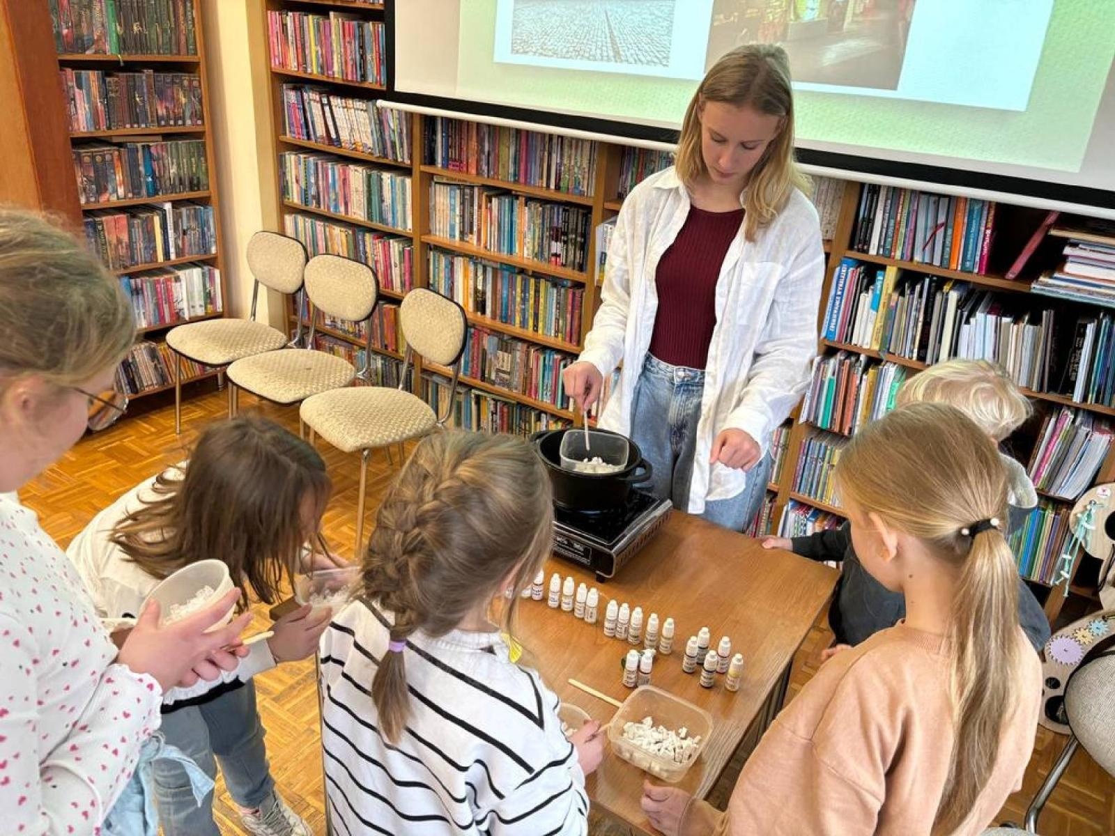 Zdjęcie w galerii na portalu naszraciborz.pl: Śląskie ferie z biblioteką – co wydarzyło się w dzielnicach Raciborza wiadomości z regionu