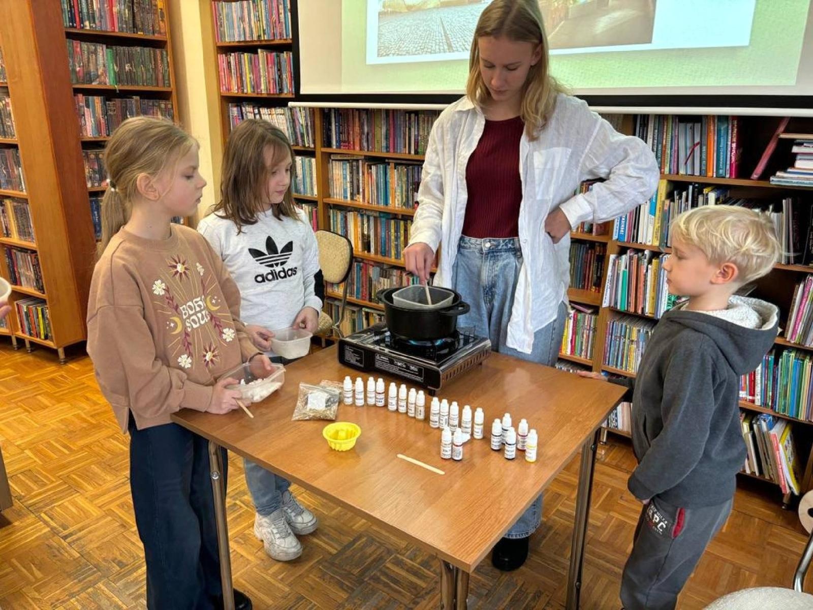 Zdjęcie w galerii na portalu naszraciborz.pl: Śląskie ferie z biblioteką – co wydarzyło się w dzielnicach Raciborza wiadomości z regionu
