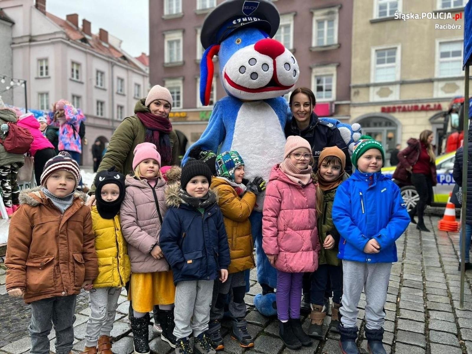 Zdjęcie w galerii na portalu naszraciborz.pl: Bezpieczne szaleństwo. Wspólna akcja służb mundurowych [FOTO i WIDEO] wiadomości z regionu