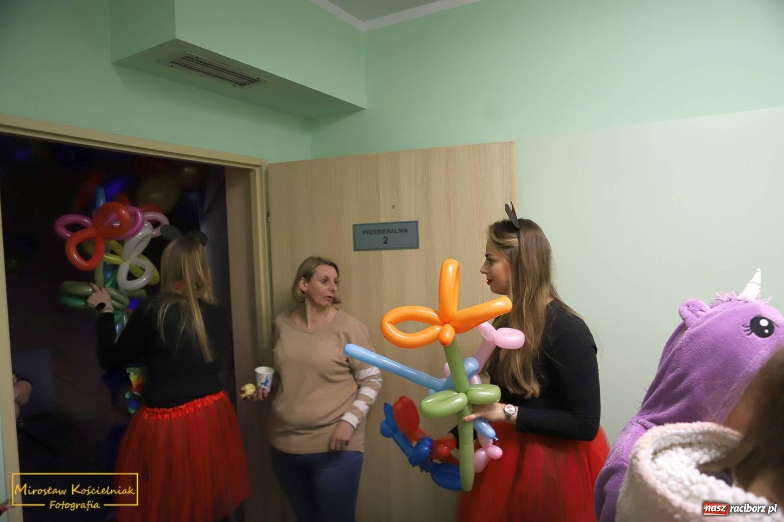 Zdjęcie w galerii na portalu naszraciborz.pl: Sportowy bal karnawałowy w arenie przy Łąkowej wiadomości z regionu