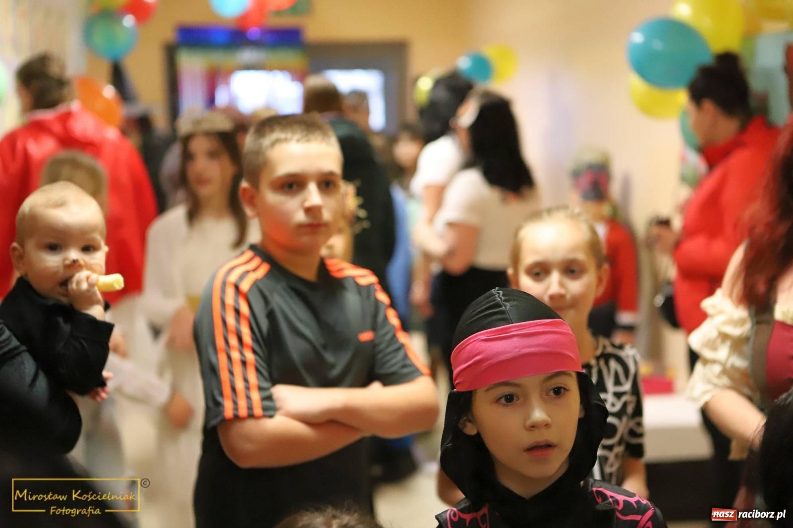 Zdjęcie w galerii na portalu naszraciborz.pl: Sportowy bal karnawałowy w arenie przy Łąkowej wiadomości z regionu