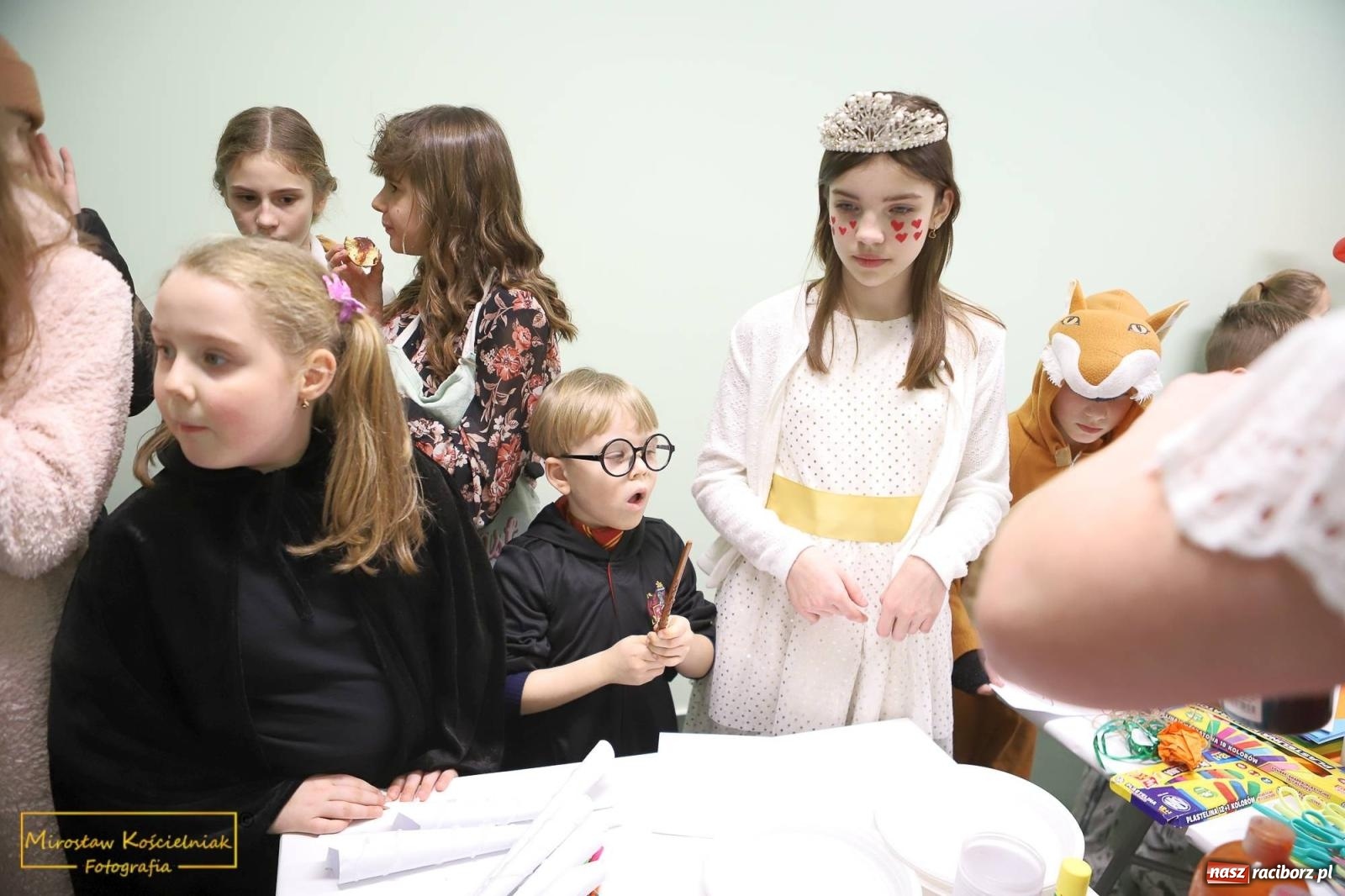 Zdjęcie w galerii na portalu naszraciborz.pl: Sportowy bal karnawałowy w arenie przy Łąkowej wiadomości z regionu