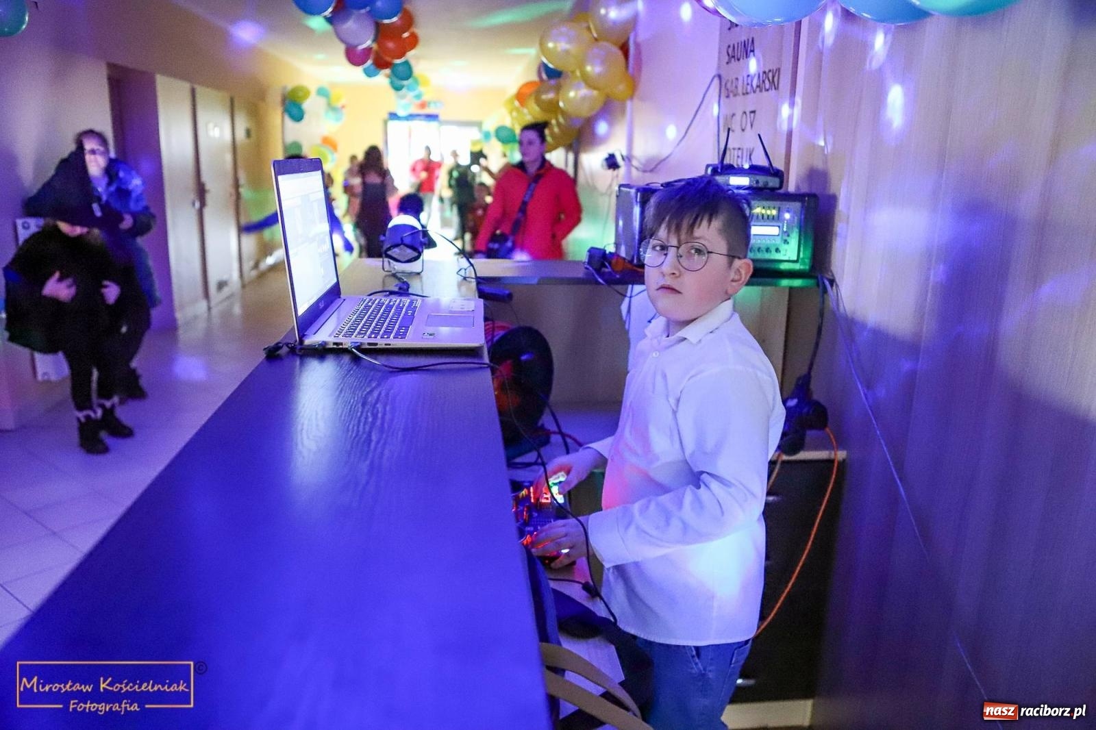 Zdjęcie w galerii na portalu naszraciborz.pl: Sportowy bal karnawałowy w arenie przy Łąkowej wiadomości z regionu