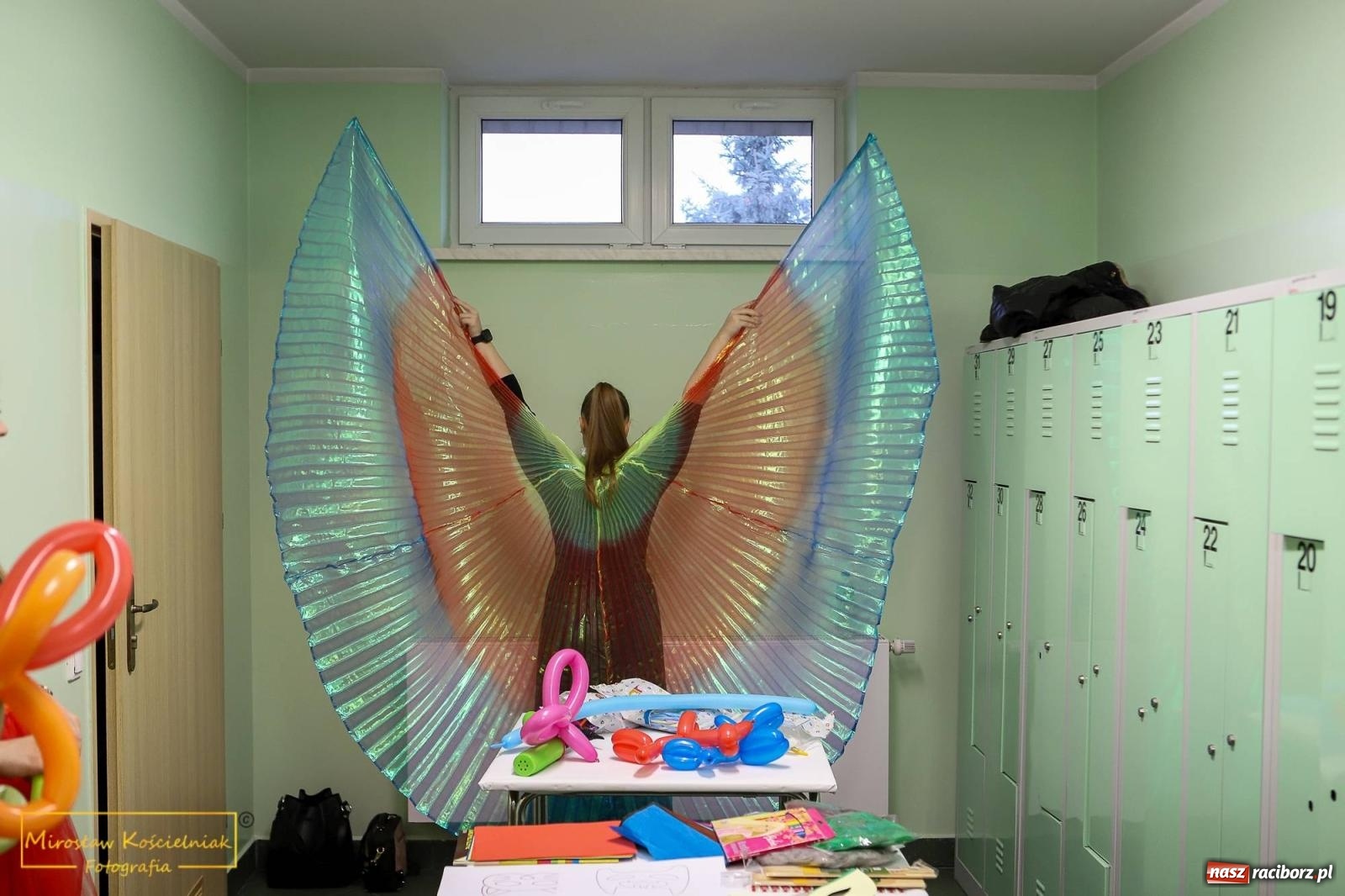 Zdjęcie w galerii na portalu naszraciborz.pl: Sportowy bal karnawałowy w arenie przy Łąkowej wiadomości z regionu