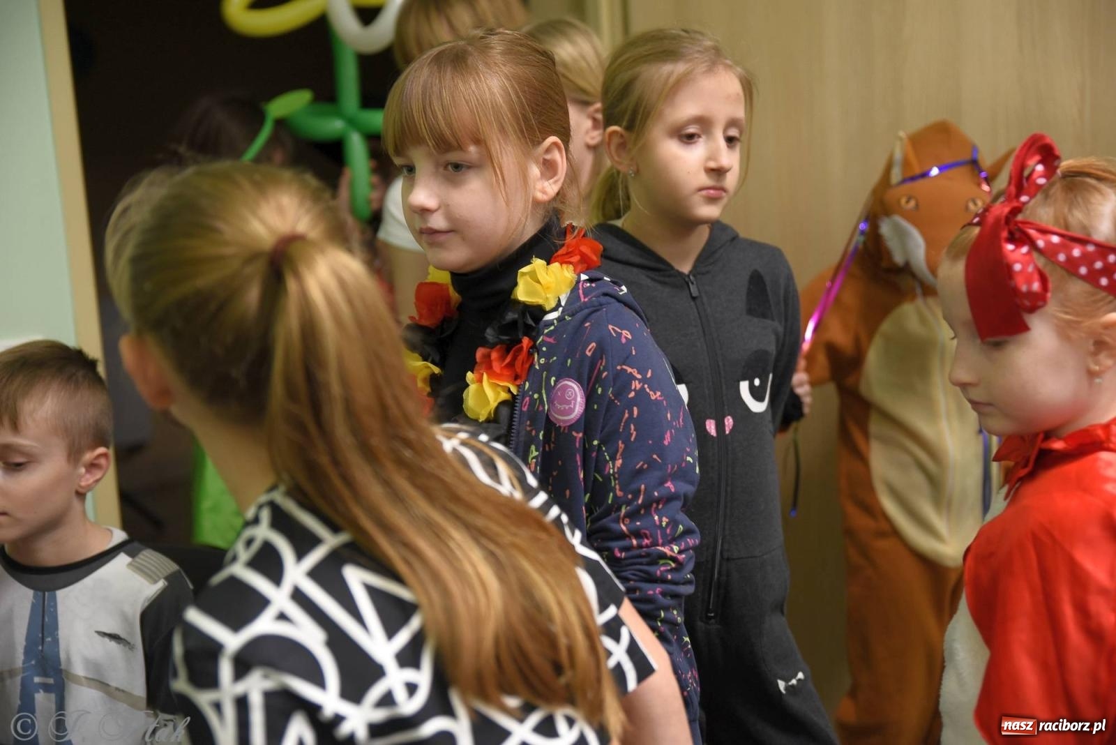 Zdjęcie w galerii na portalu naszraciborz.pl: Sportowy bal karnawałowy w arenie przy Łąkowej wiadomości z regionu