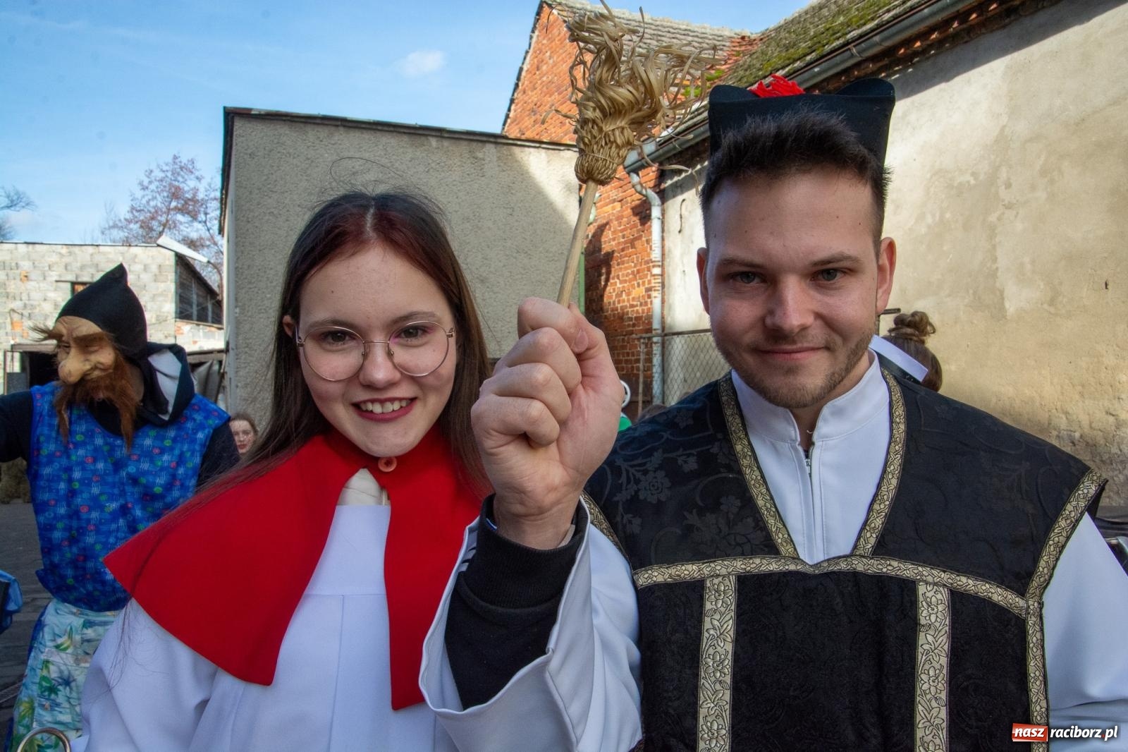Zdjęcie w galerii na portalu naszraciborz.pl: Tanzbär, czyli ostatki po samborowicku. Zegnamy karnawał 2024 wiadomości z regionu