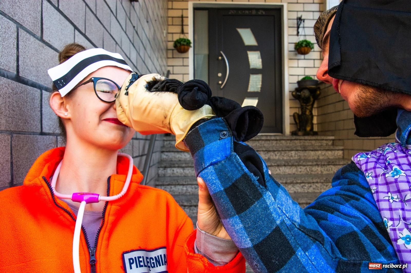 Zdjęcie w galerii na portalu naszraciborz.pl: Tanzbär, czyli ostatki po samborowicku. Zegnamy karnawał 2024 wiadomości z regionu