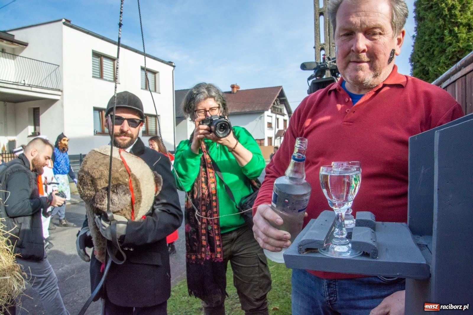 Zdjęcie w galerii na portalu naszraciborz.pl: Tanzbär, czyli ostatki po samborowicku. Zegnamy karnawał 2024 wiadomości z regionu