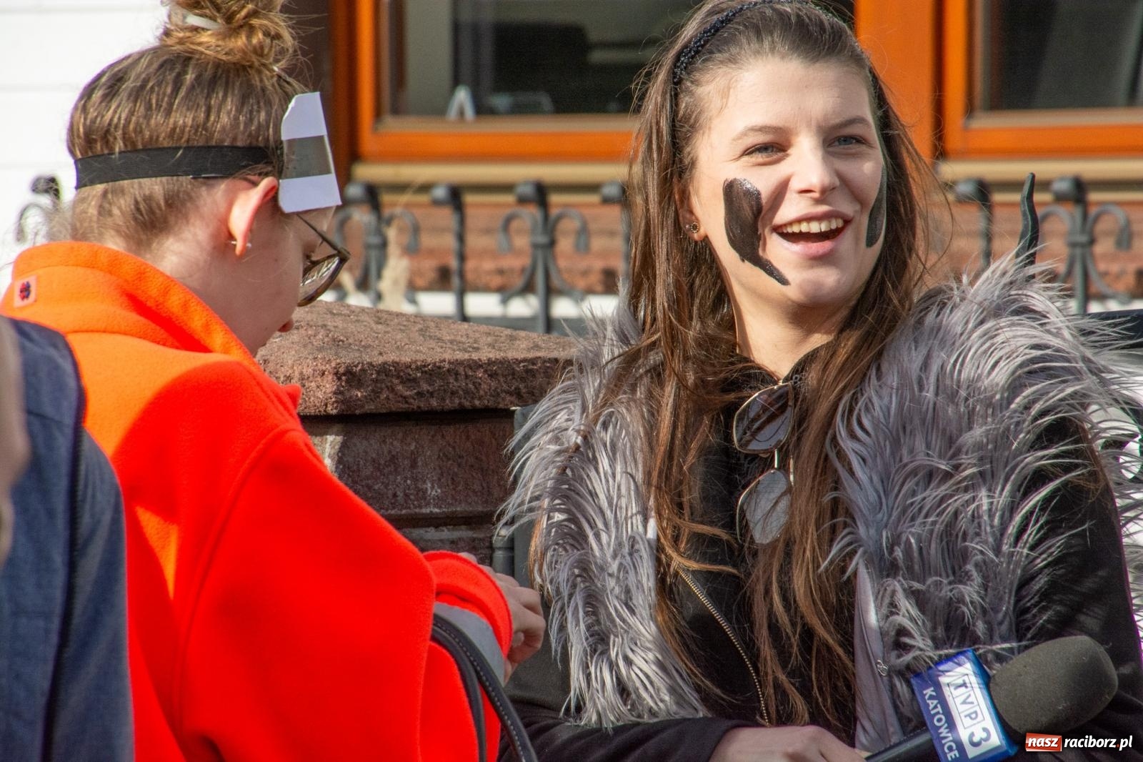 Zdjęcie w galerii na portalu naszraciborz.pl: Tanzbär, czyli ostatki po samborowicku. Zegnamy karnawał 2024 wiadomości z regionu