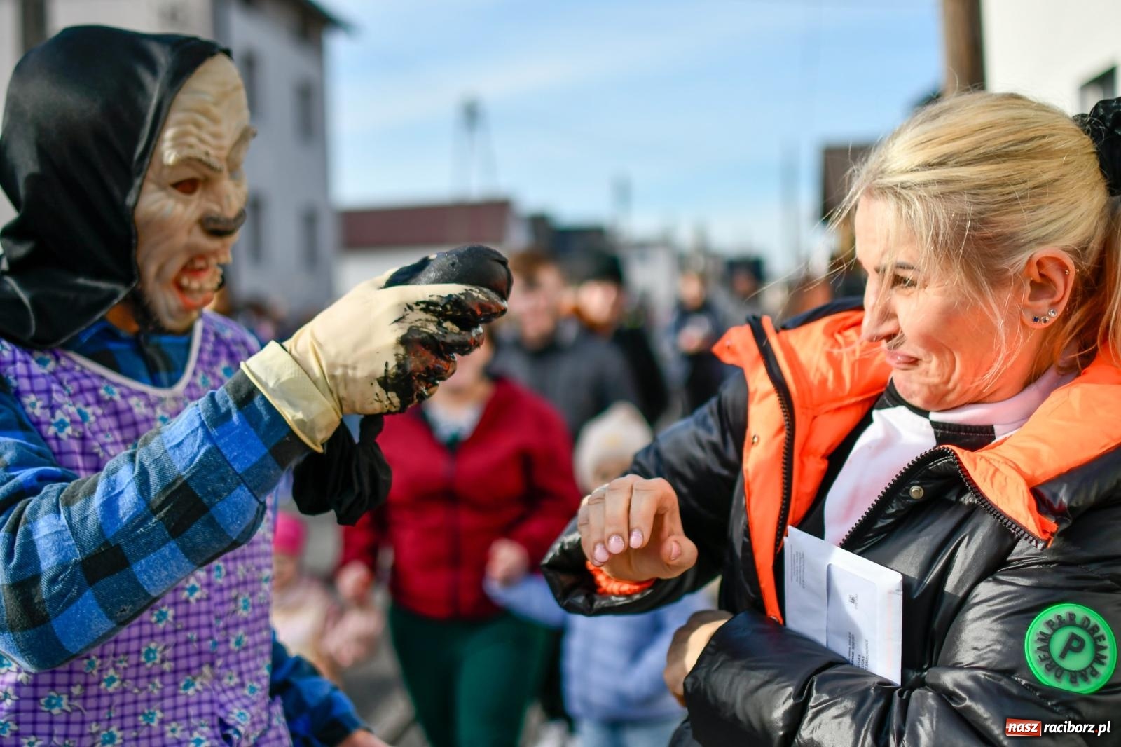 Zdjęcie w galerii na portalu naszraciborz.pl: Tanzbär, czyli ostatki po samborowicku. Zegnamy karnawał 2024 wiadomości z regionu