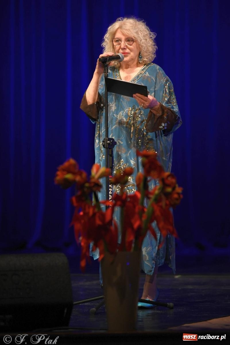 Zdjęcie w galerii na portalu naszraciborz.pl: Niezapomniane Melodie Wiednia na scenie RCK wiadomości z regionu