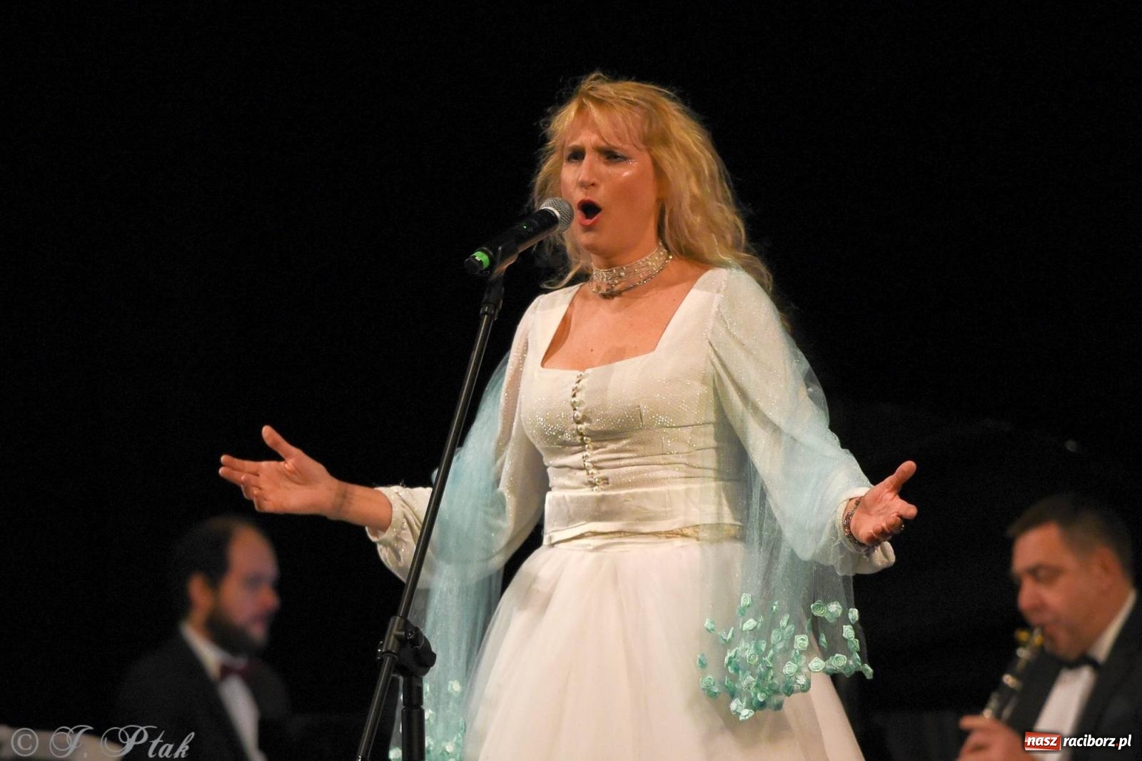 Zdjęcie w galerii na portalu naszraciborz.pl: Niezapomniane Melodie Wiednia na scenie RCK wiadomości z regionu