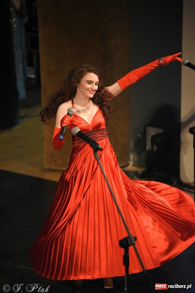 Zdjęcie w galerii na portalu naszraciborz.pl: Niezapomniane Melodie Wiednia na scenie RCK wiadomości z regionu