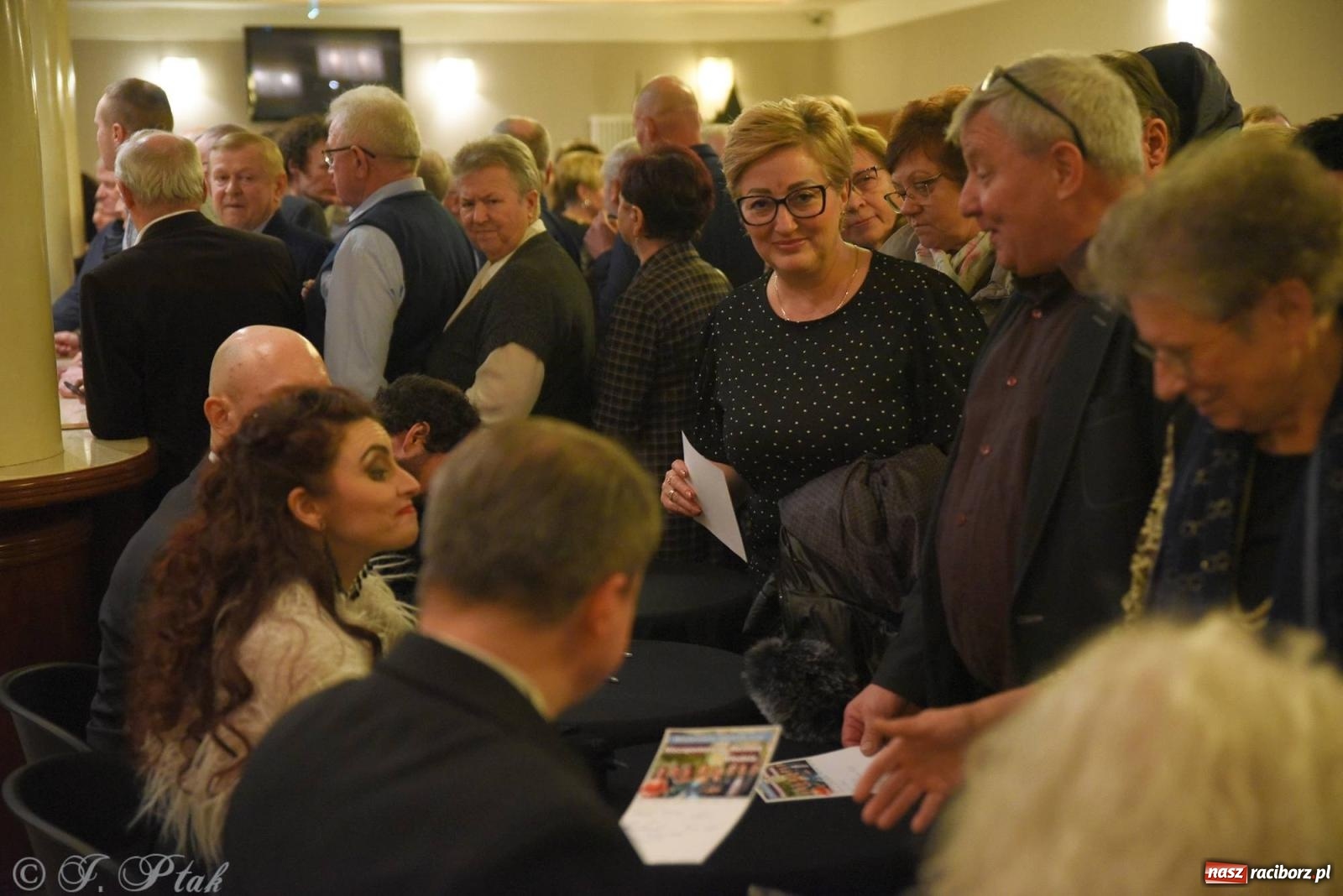 Zdjęcie w galerii na portalu naszraciborz.pl: Niezapomniane Melodie Wiednia na scenie RCK wiadomości z regionu