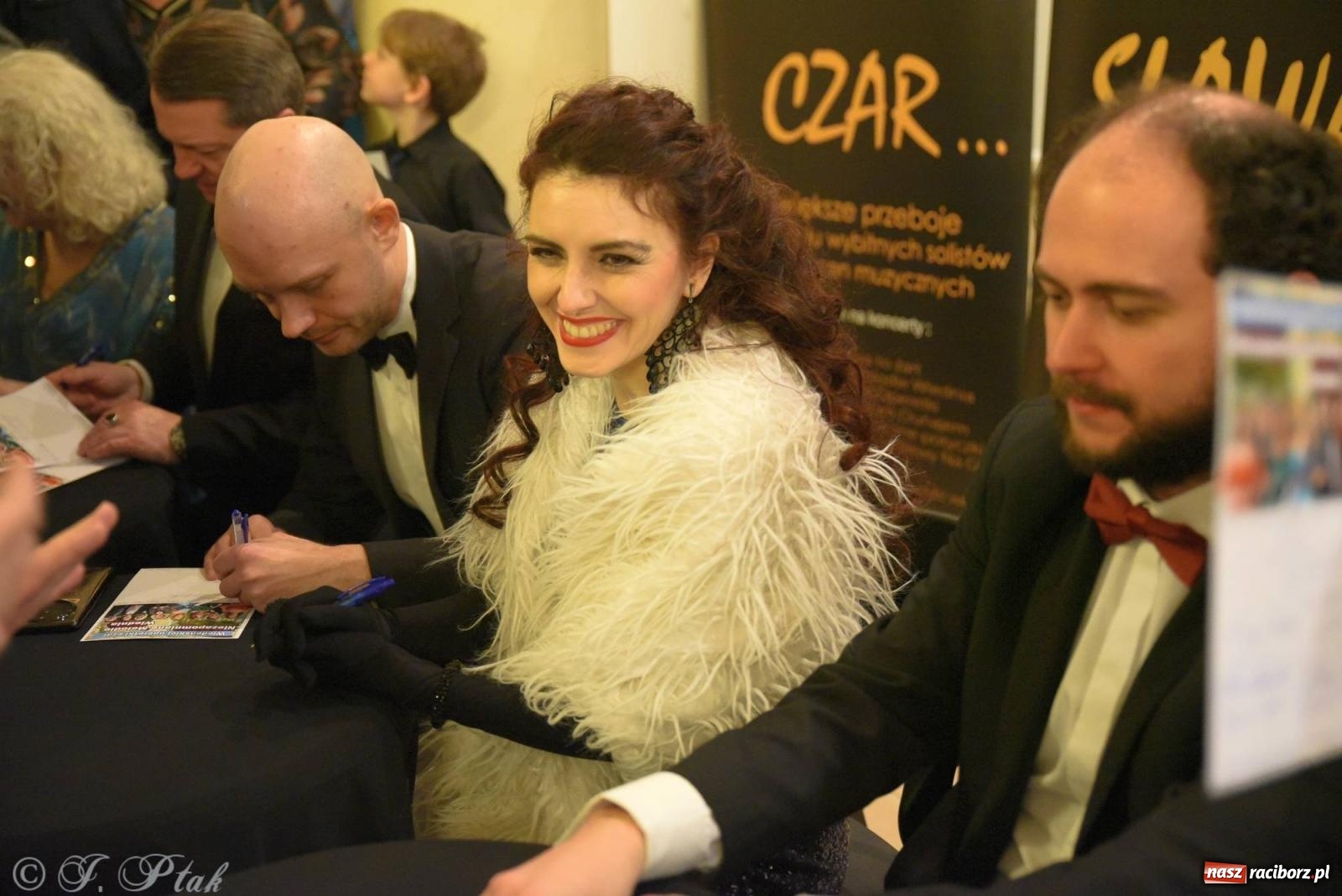 Zdjęcie w galerii na portalu naszraciborz.pl: Niezapomniane Melodie Wiednia na scenie RCK wiadomości z regionu